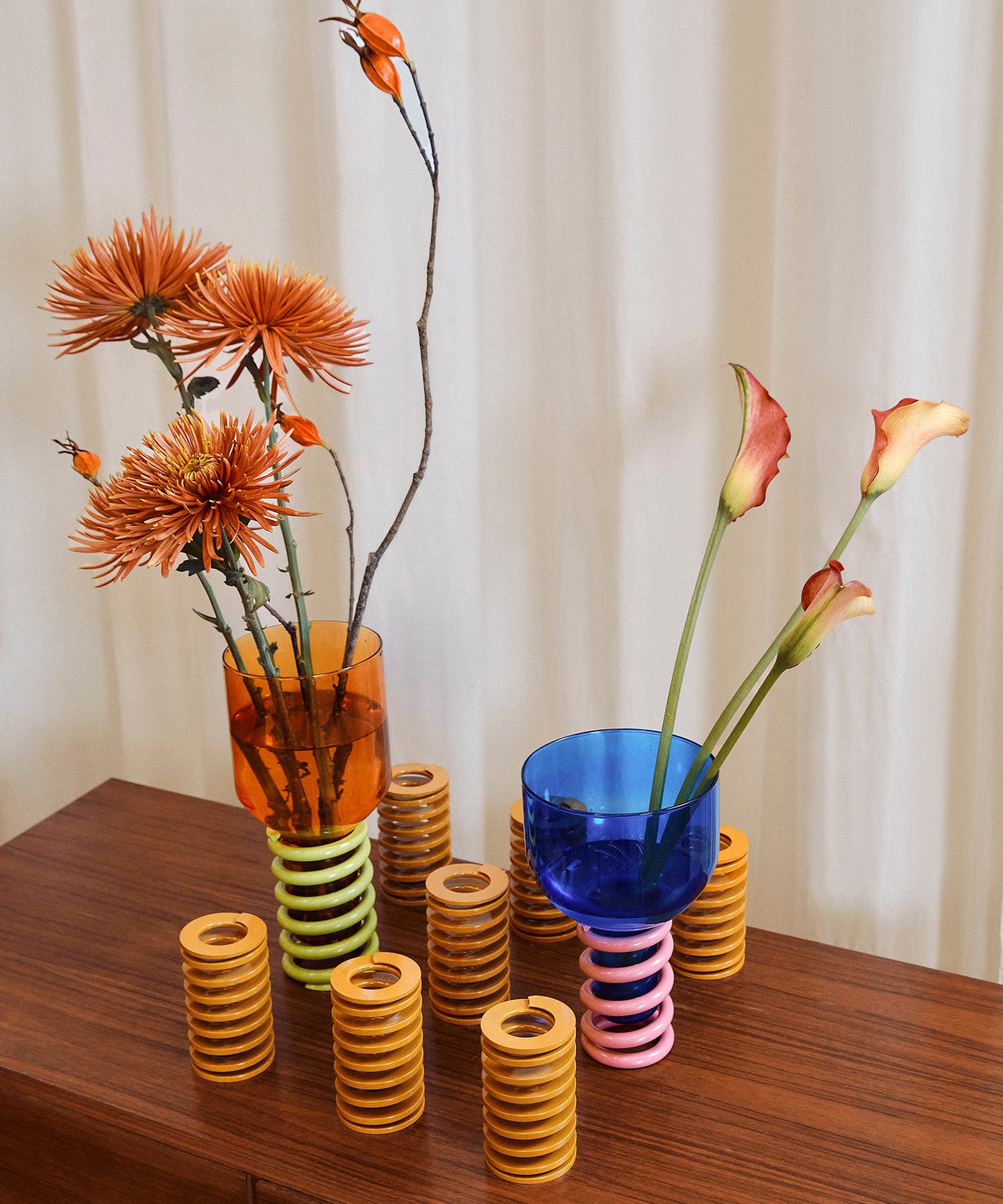 HOME Swaying Borosilicate Glass Vase