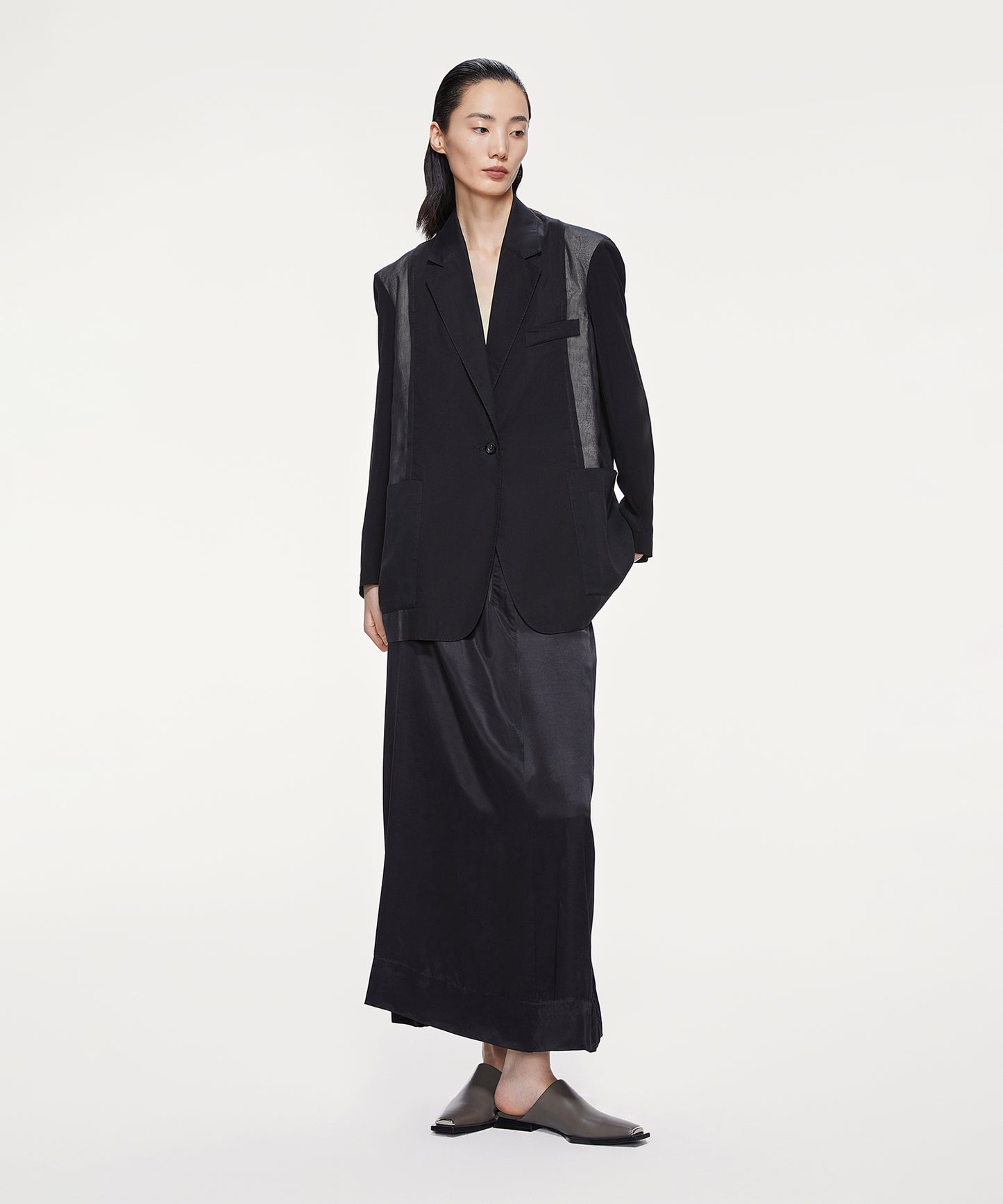 Square-toe Leather Backless Loafers