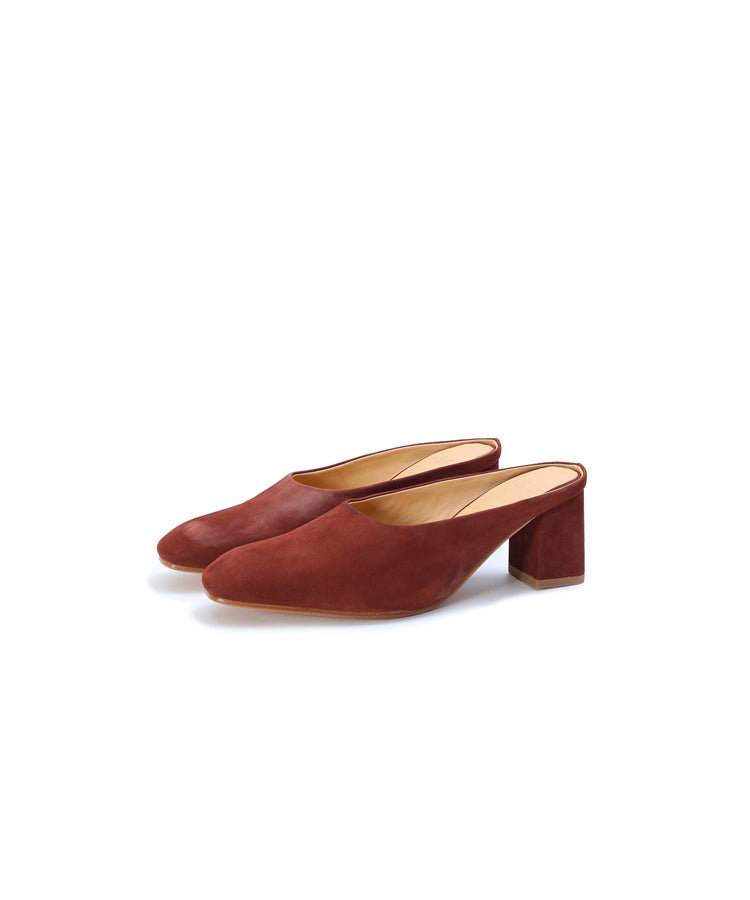 Round Square-toe Suede Mules