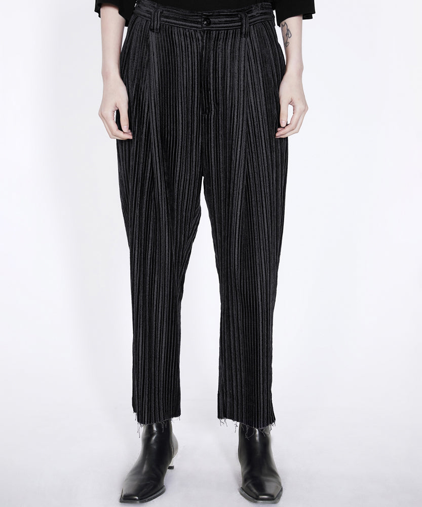 Rich Layer Corduroy Tapered-leg Trousers