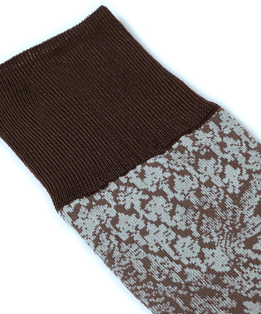 Deformed Oriental Grape Wave Nylon Socks