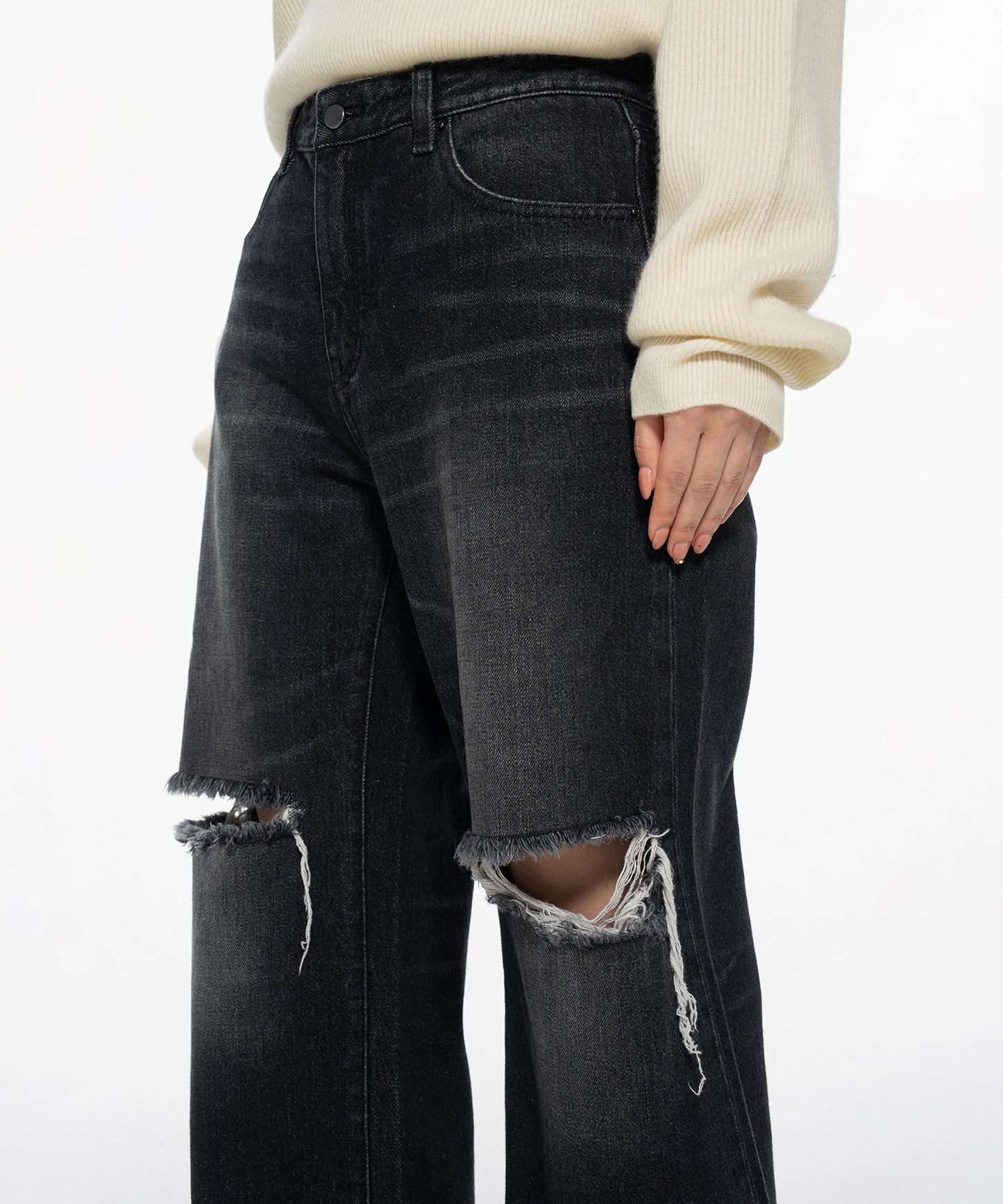 Ripped Mopping Flared Jeans