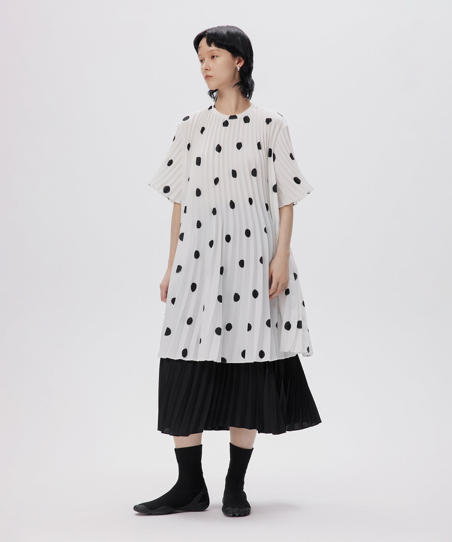 Polka-dot Wavy-pleated Polyester Dress