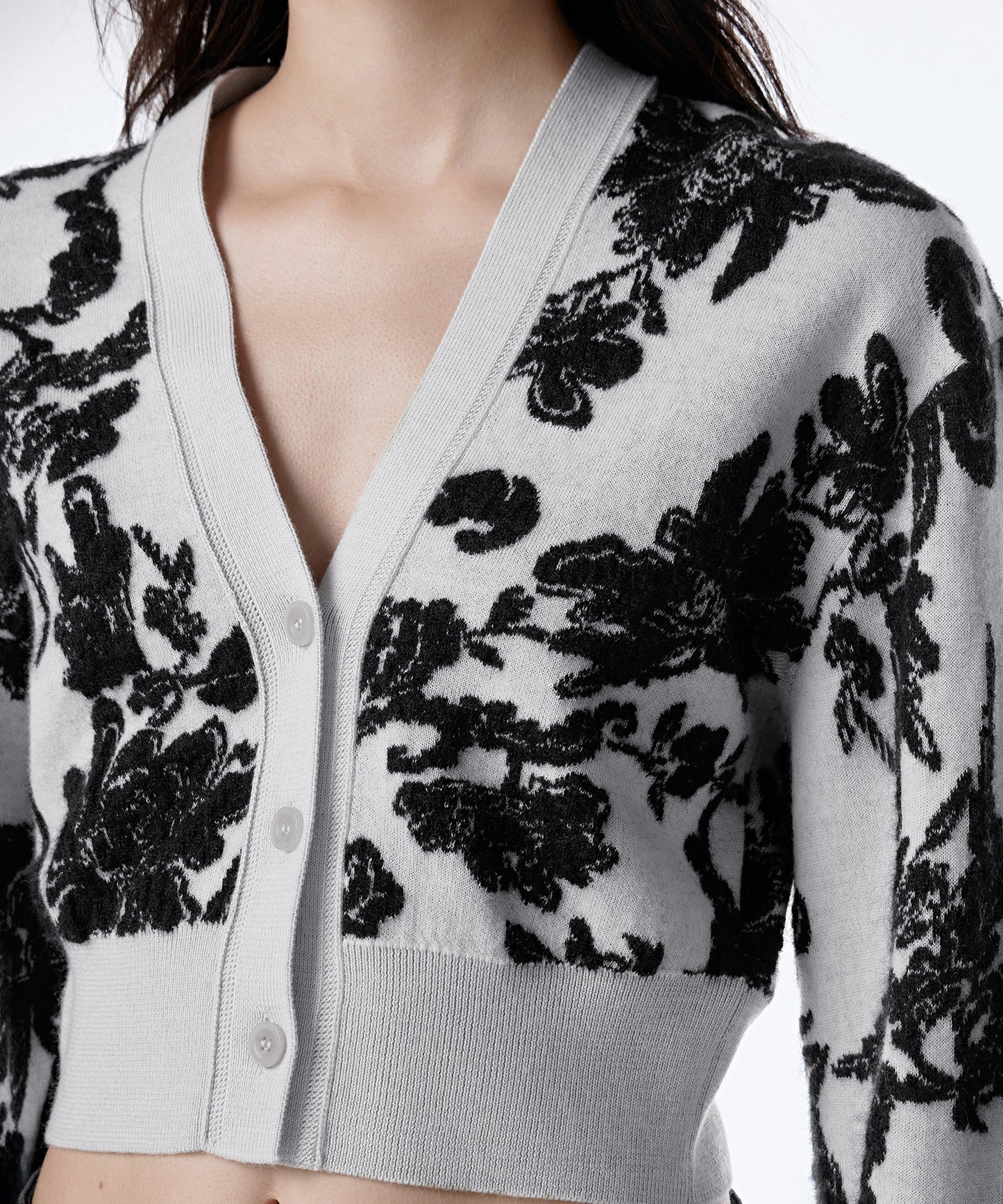 Floral-pattern V-neck Cardigan