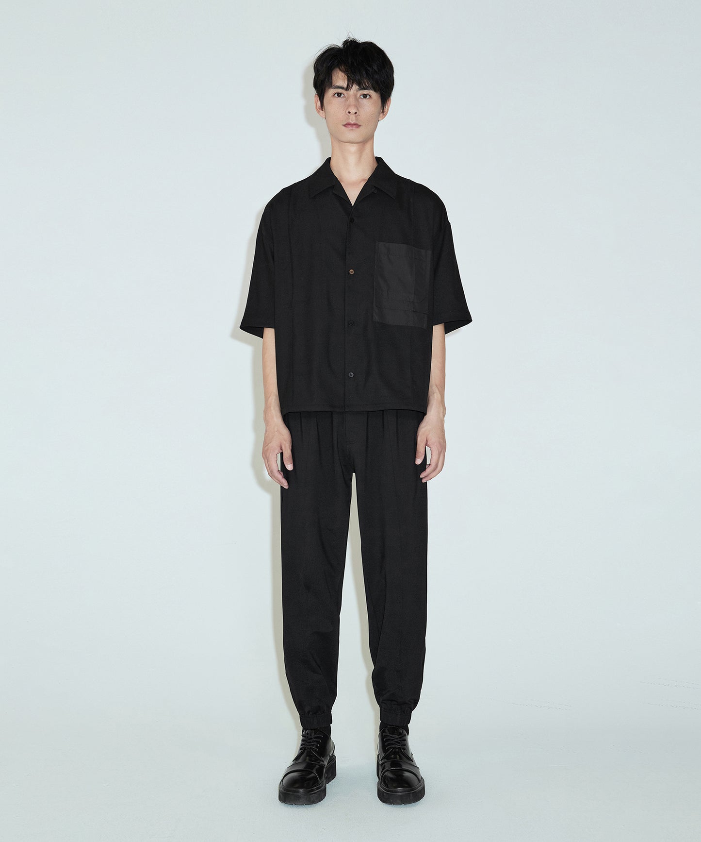 [CROQUIS]Sporty Stretch-nylon Relaxed Trousers