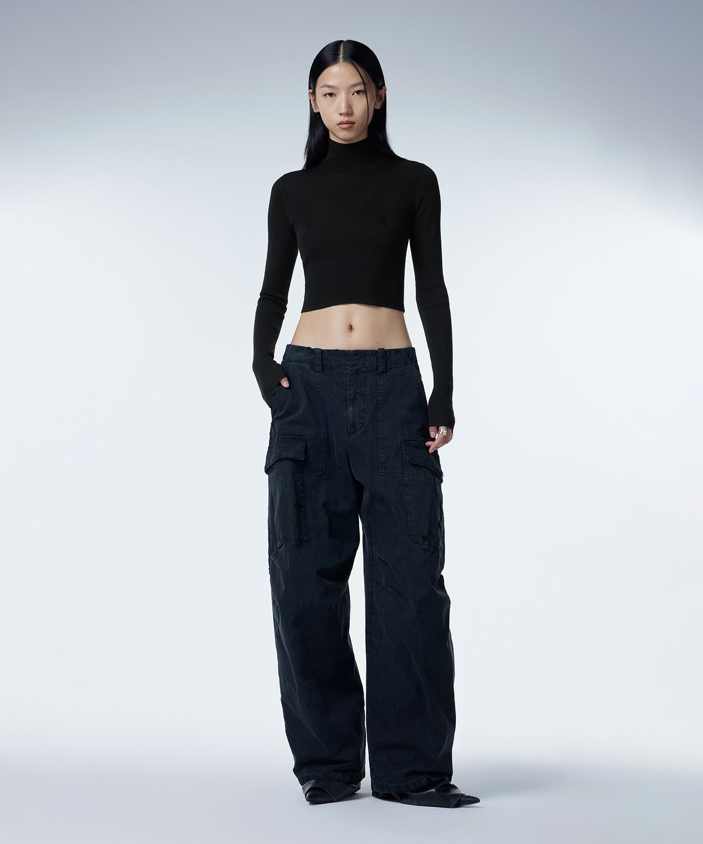 Slim-Fit Cropped Sweater