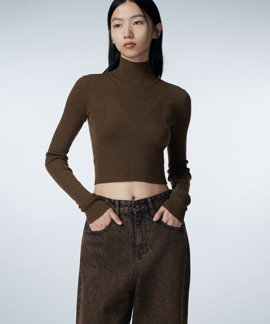 Slim-Fit Cropped Sweater