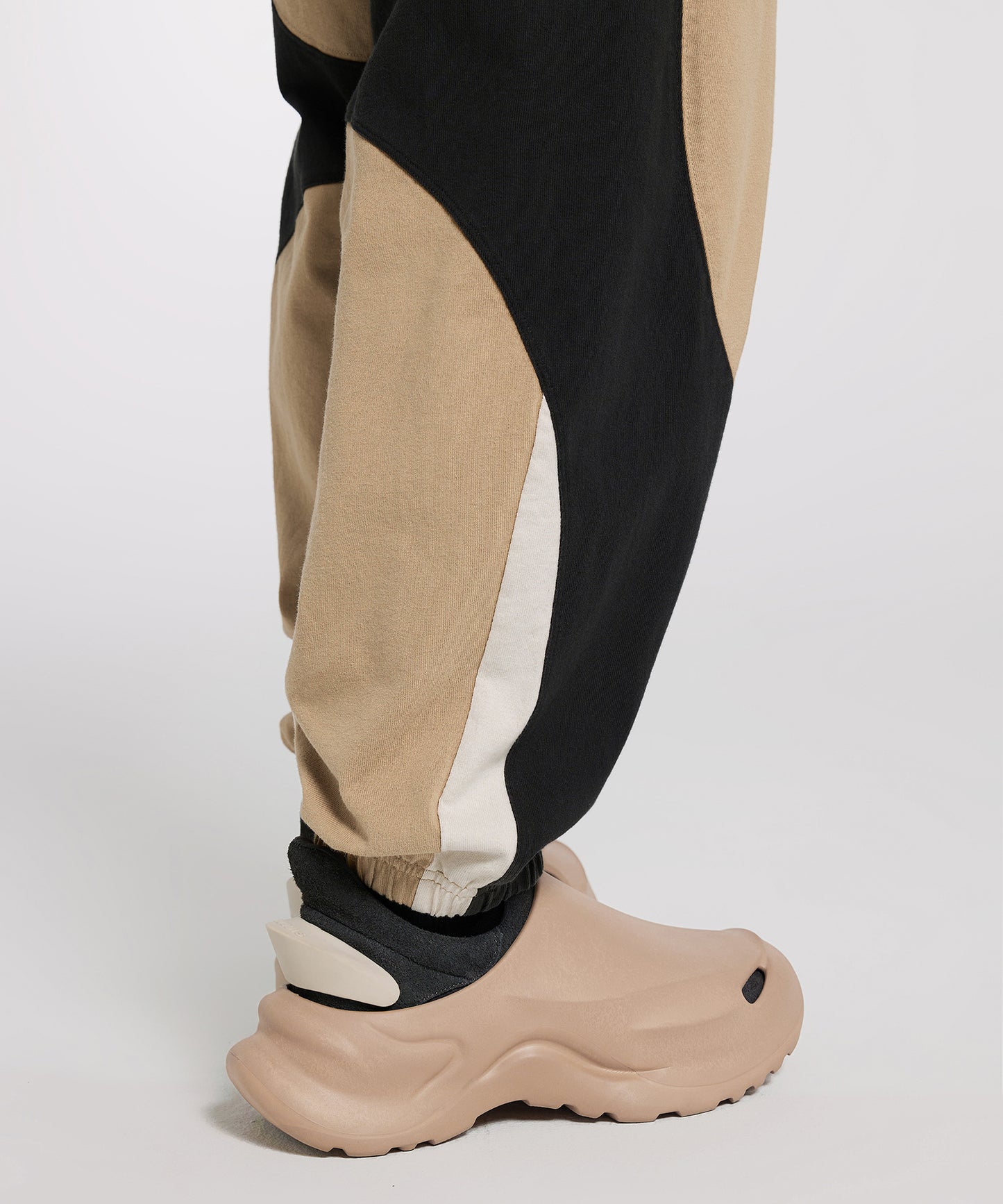 [CROQUIS]Color-block Zip-slit Jogger Pants