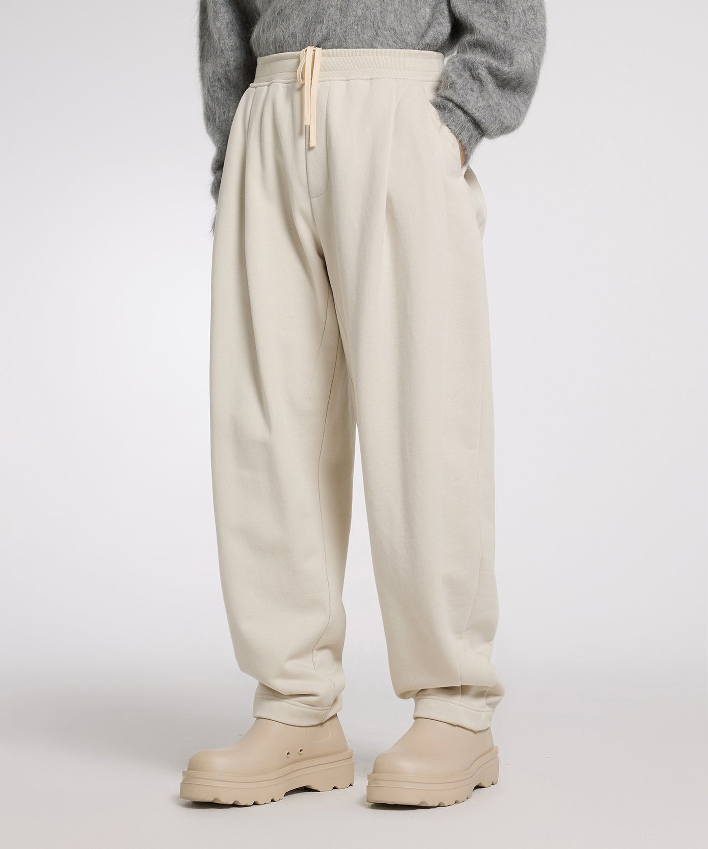 [CROQUIS]Relaxed-fit Tuck Sweatpants