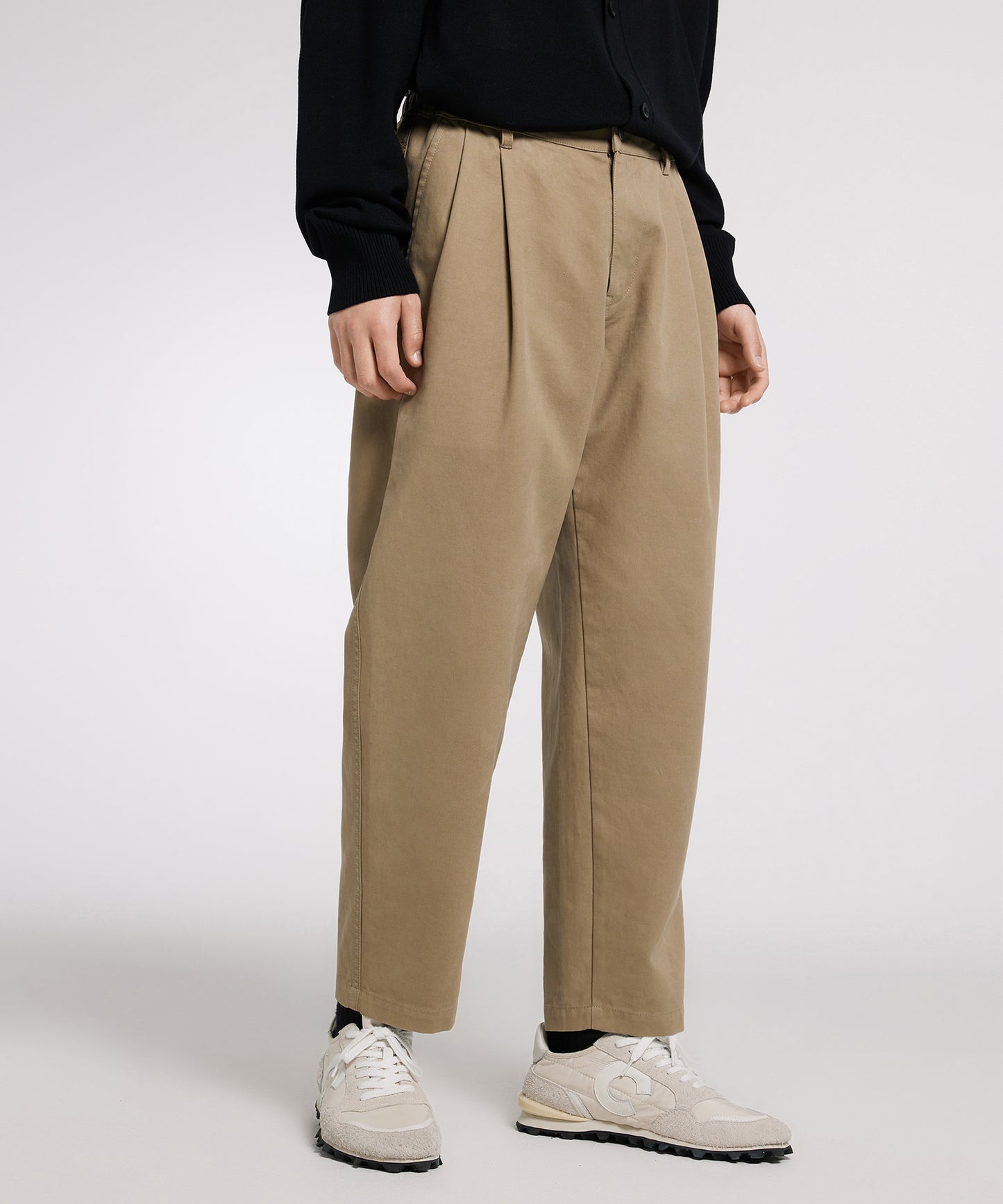 [CROQUIS]Essential Tuck Tapered Pants