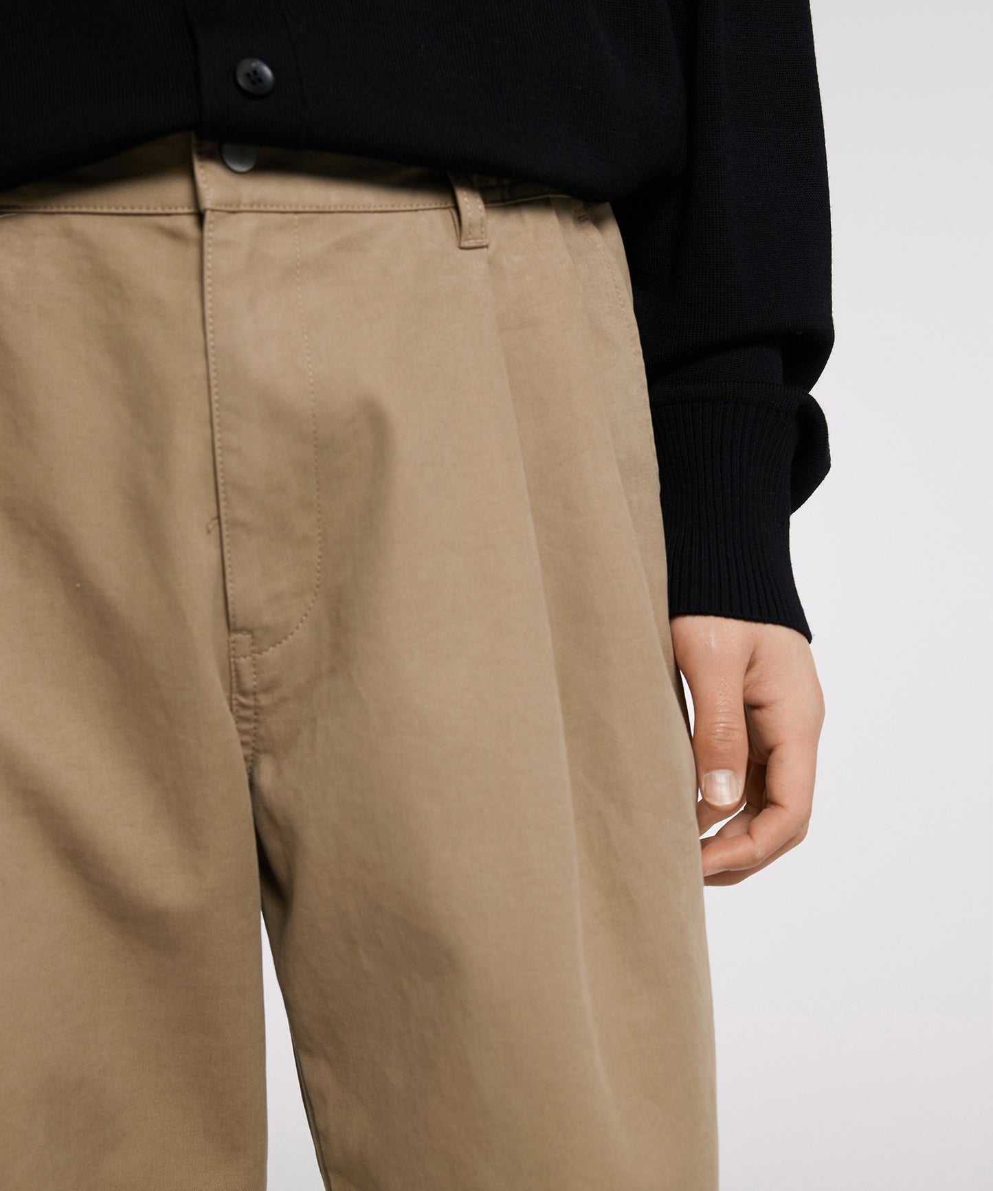 [CROQUIS]Essential Tuck Tapered Pants