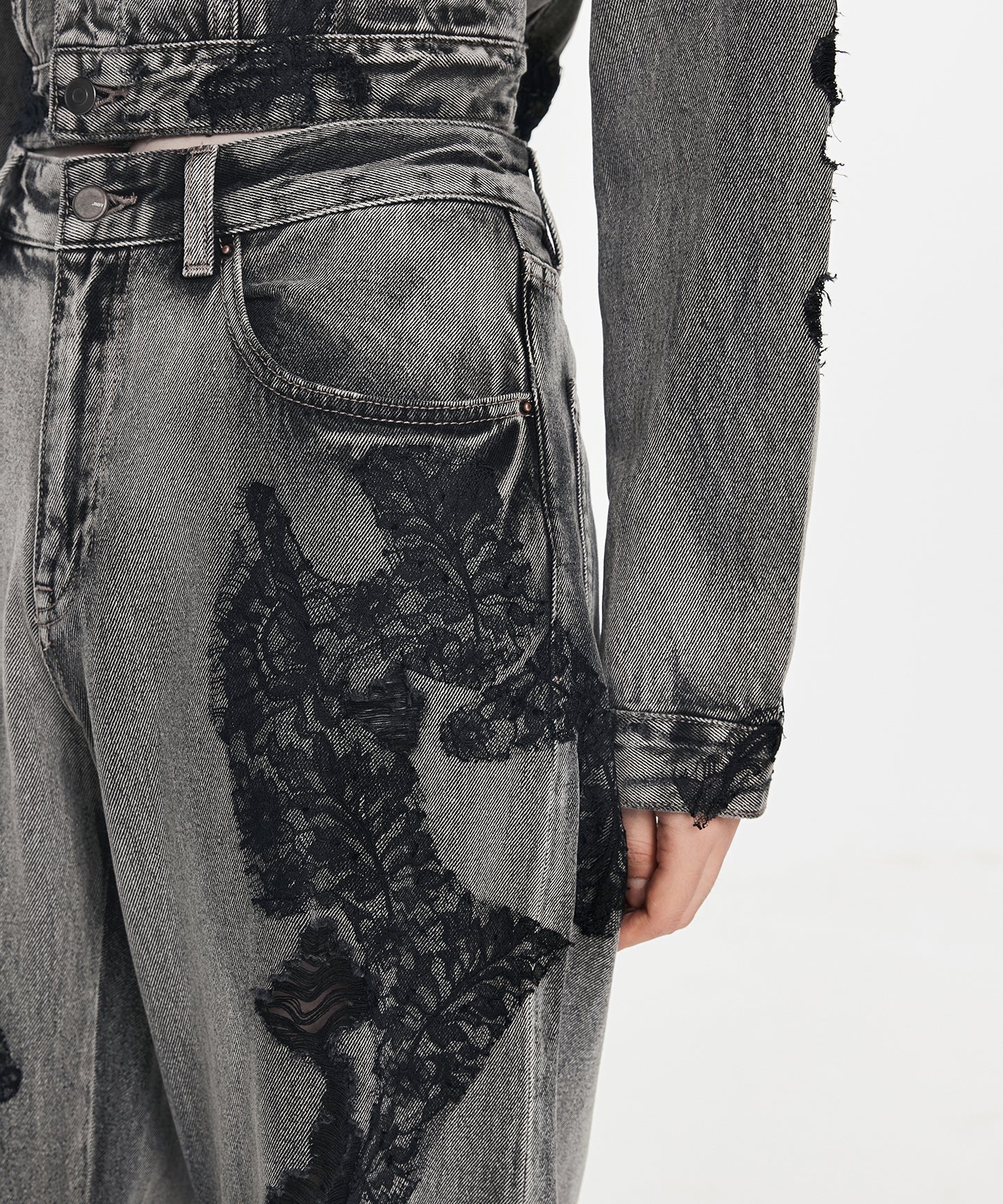 Lace-trimmed Distressed Jeans