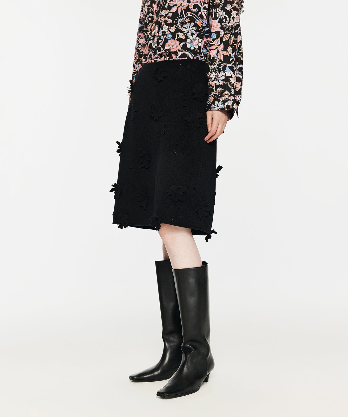 Flower-motif Cutwork Skirt