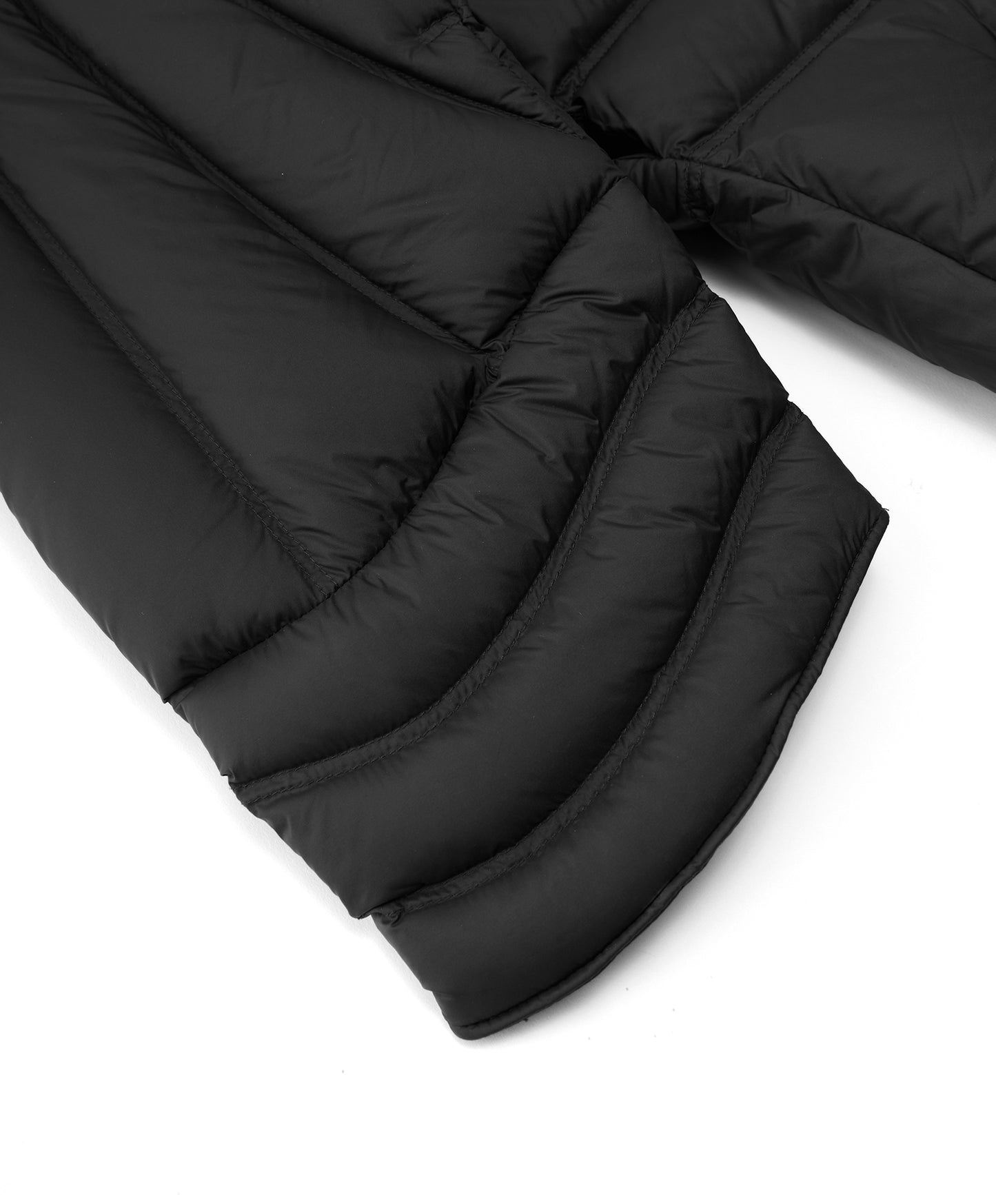 Twisted Quilted Mid-length Down Jacket