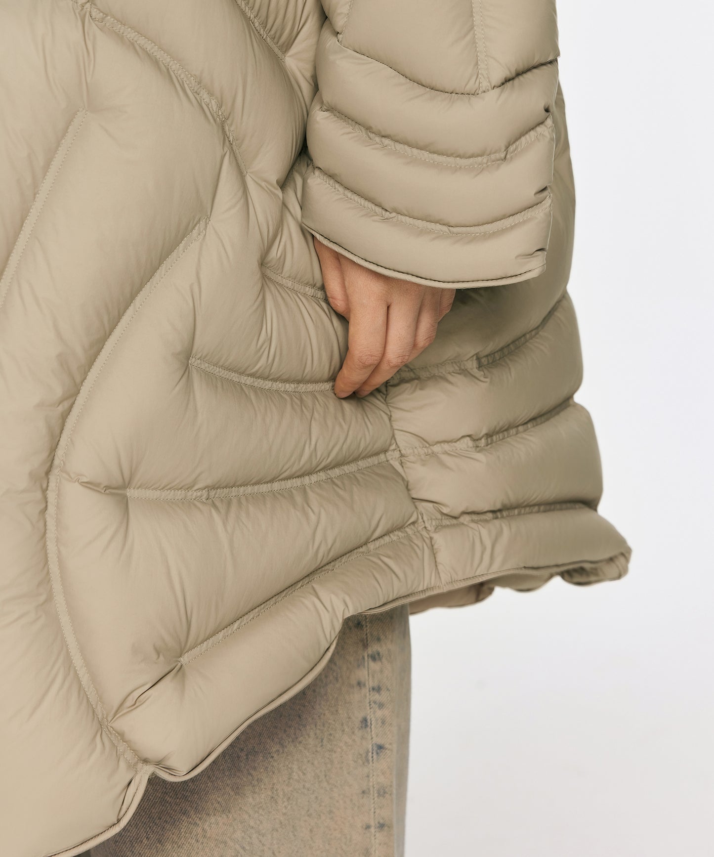 Twisted Quilted Mid-length Down Jacket