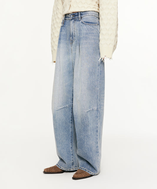 Timeless Straight-leg Jeans