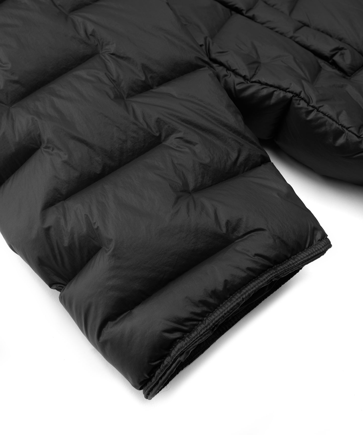 Drawstring-waist Quilted Down Jacket