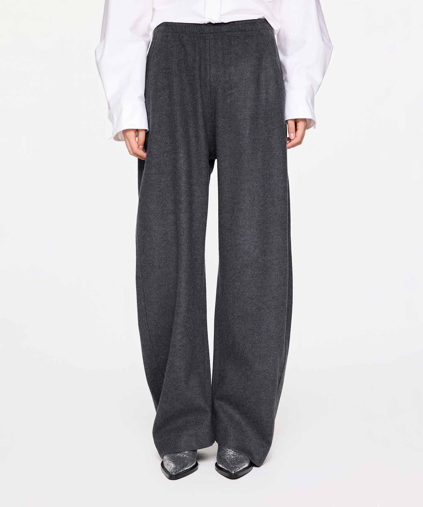 Oversized Wool Banana Trousers