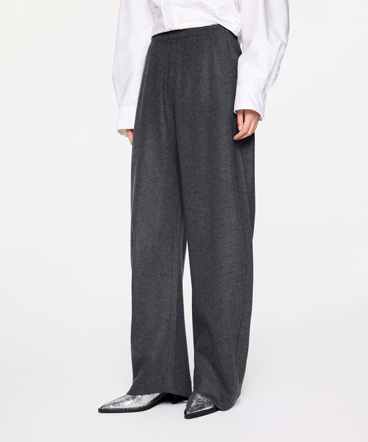 Oversized Wool Banana Trousers