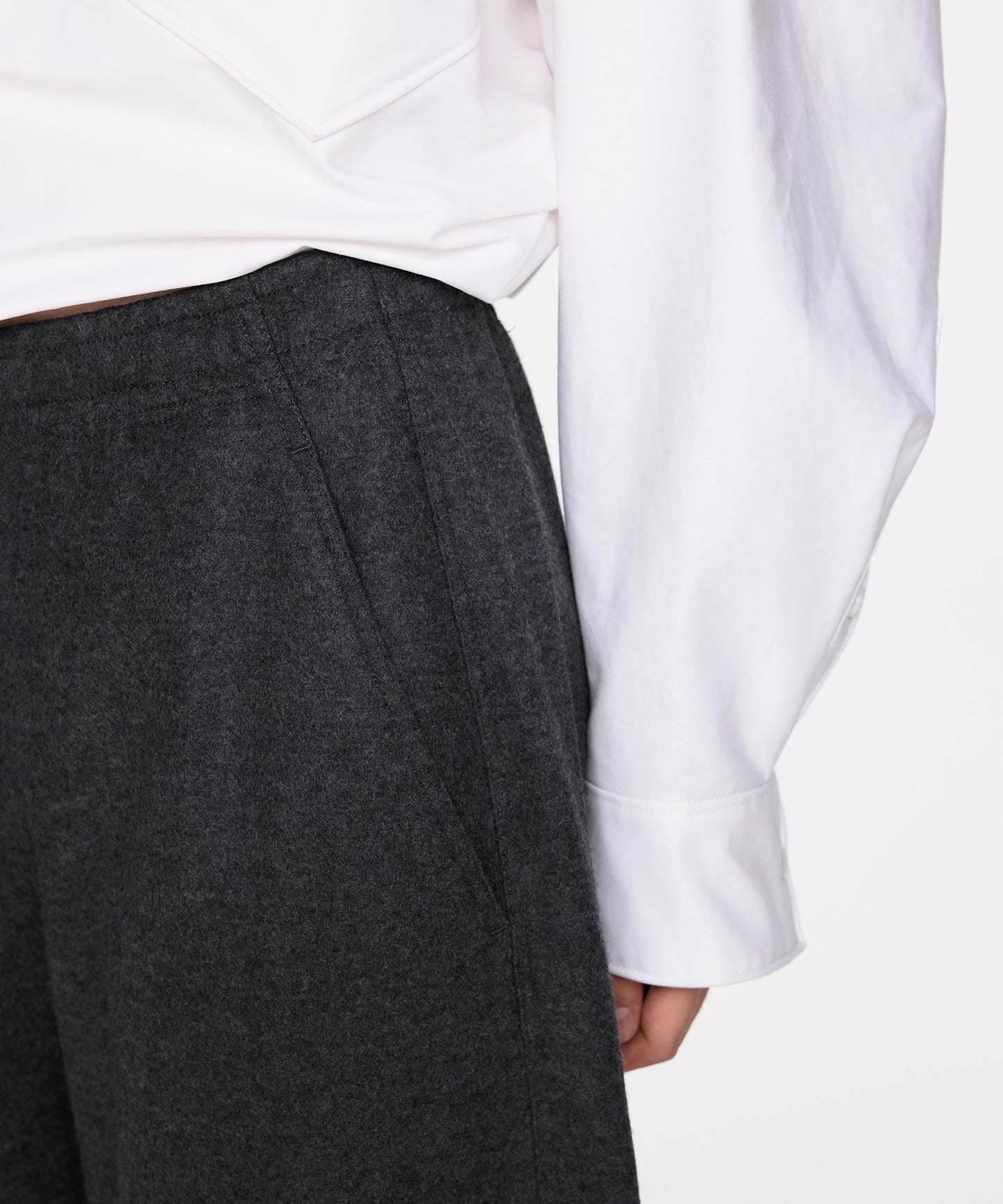 Oversized Wool Banana Trousers