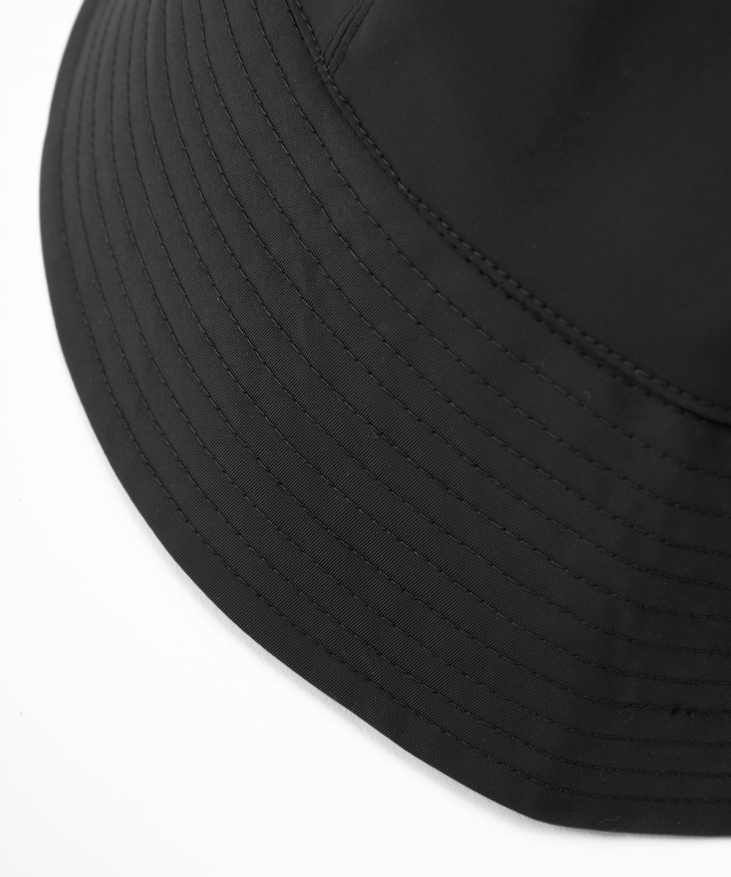 Seasonless Compact Bucket Hat