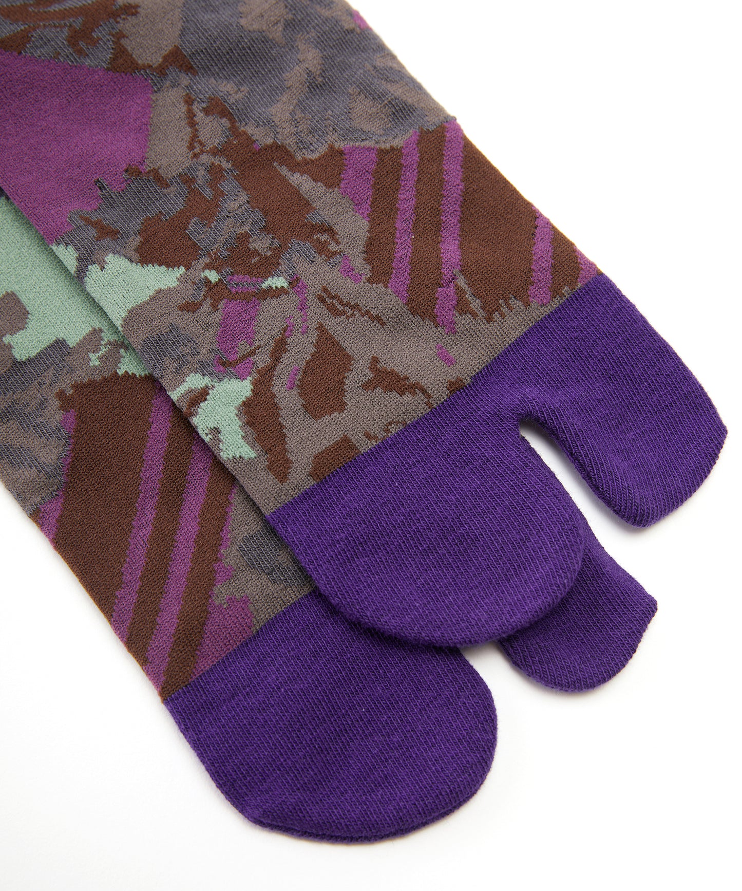 Vibrant Plant & Geometric Patterned Tabi Socks