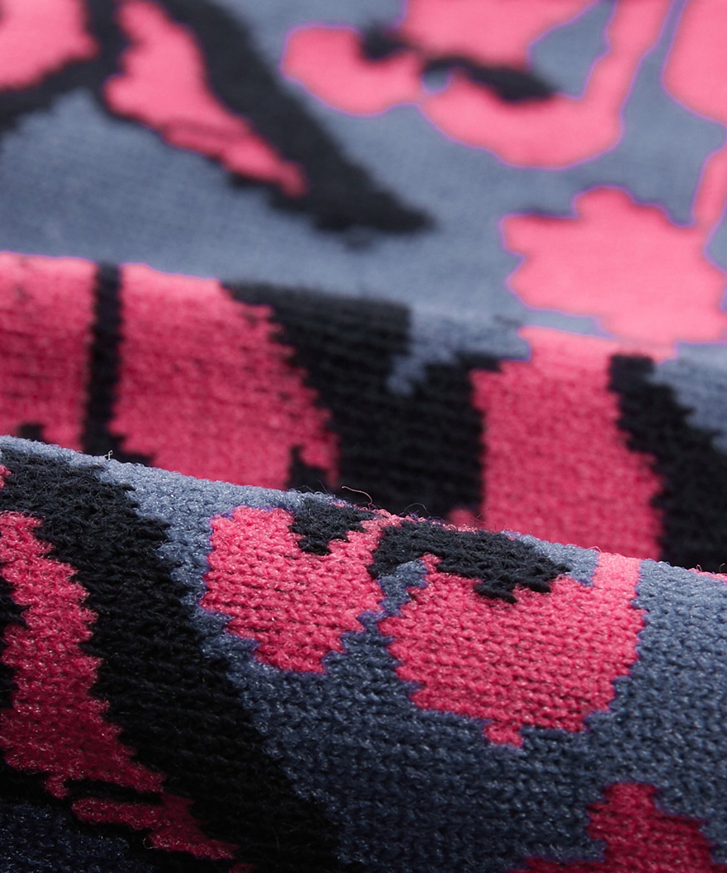 Vibrant Plant & Geometric Patterned Tabi Socks