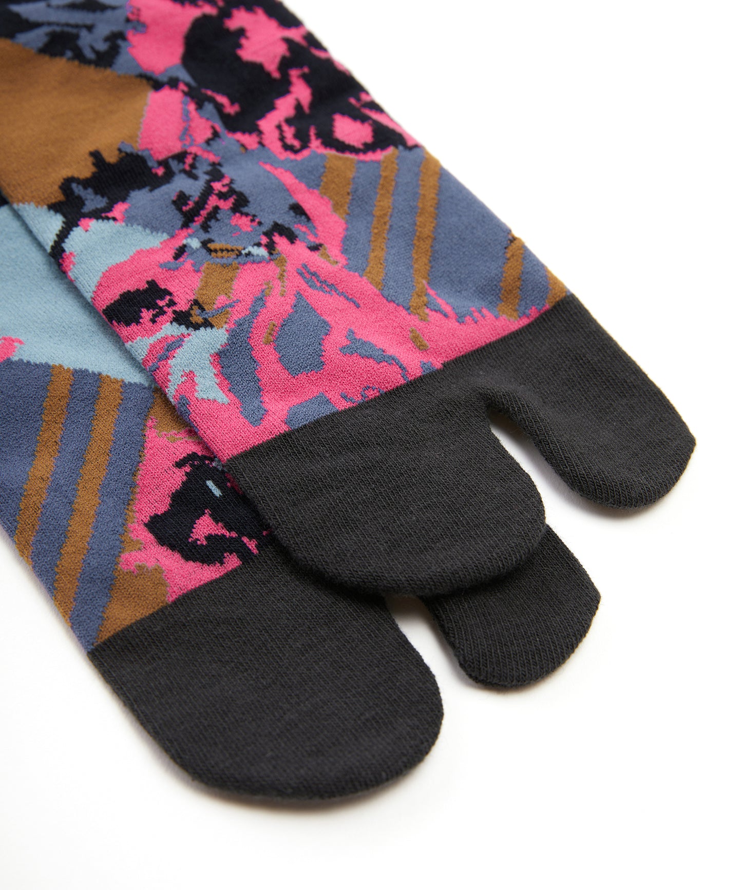 Vibrant Plant & Geometric Patterned Tabi Socks