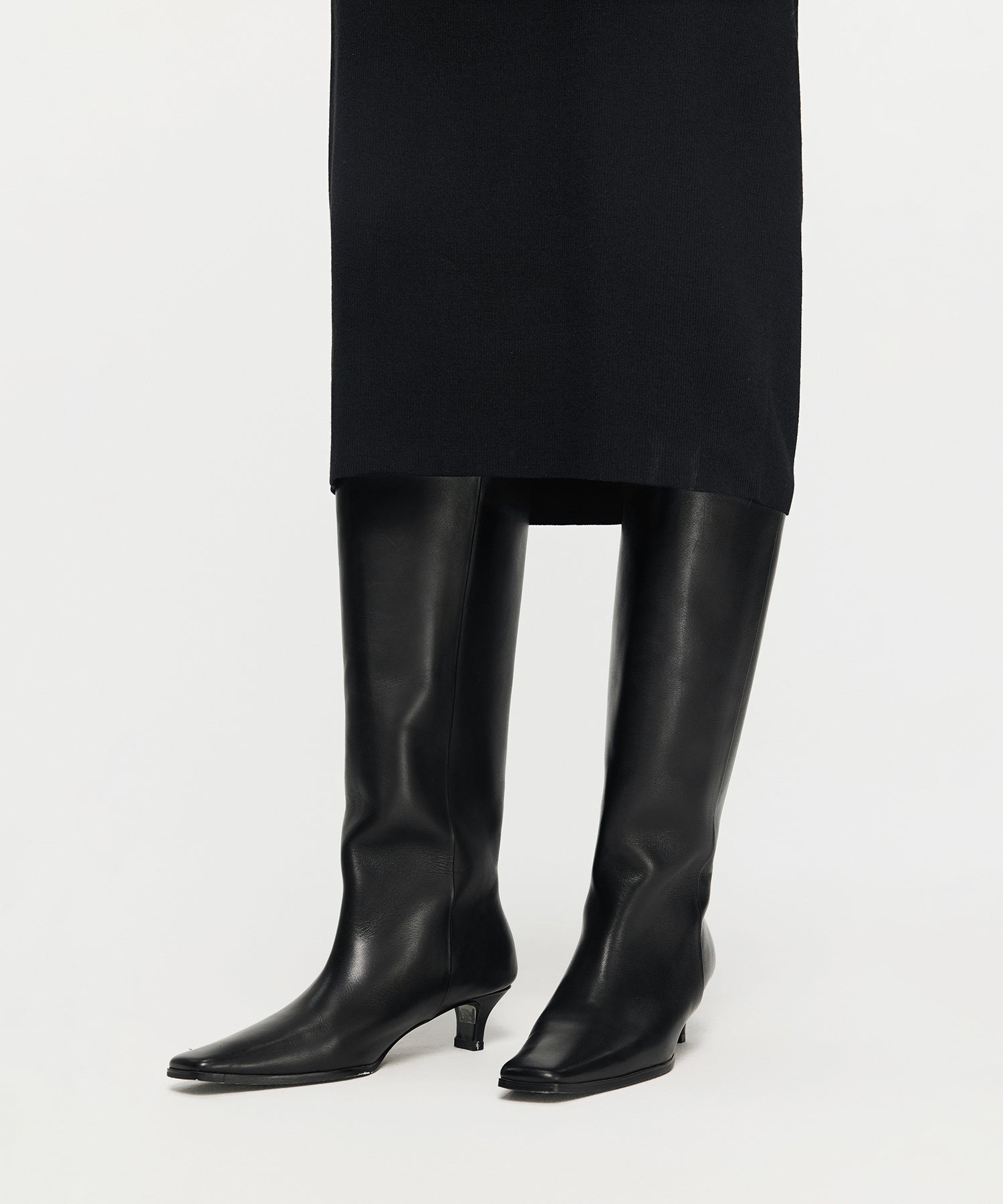 Elegant Square-toe Long Boots