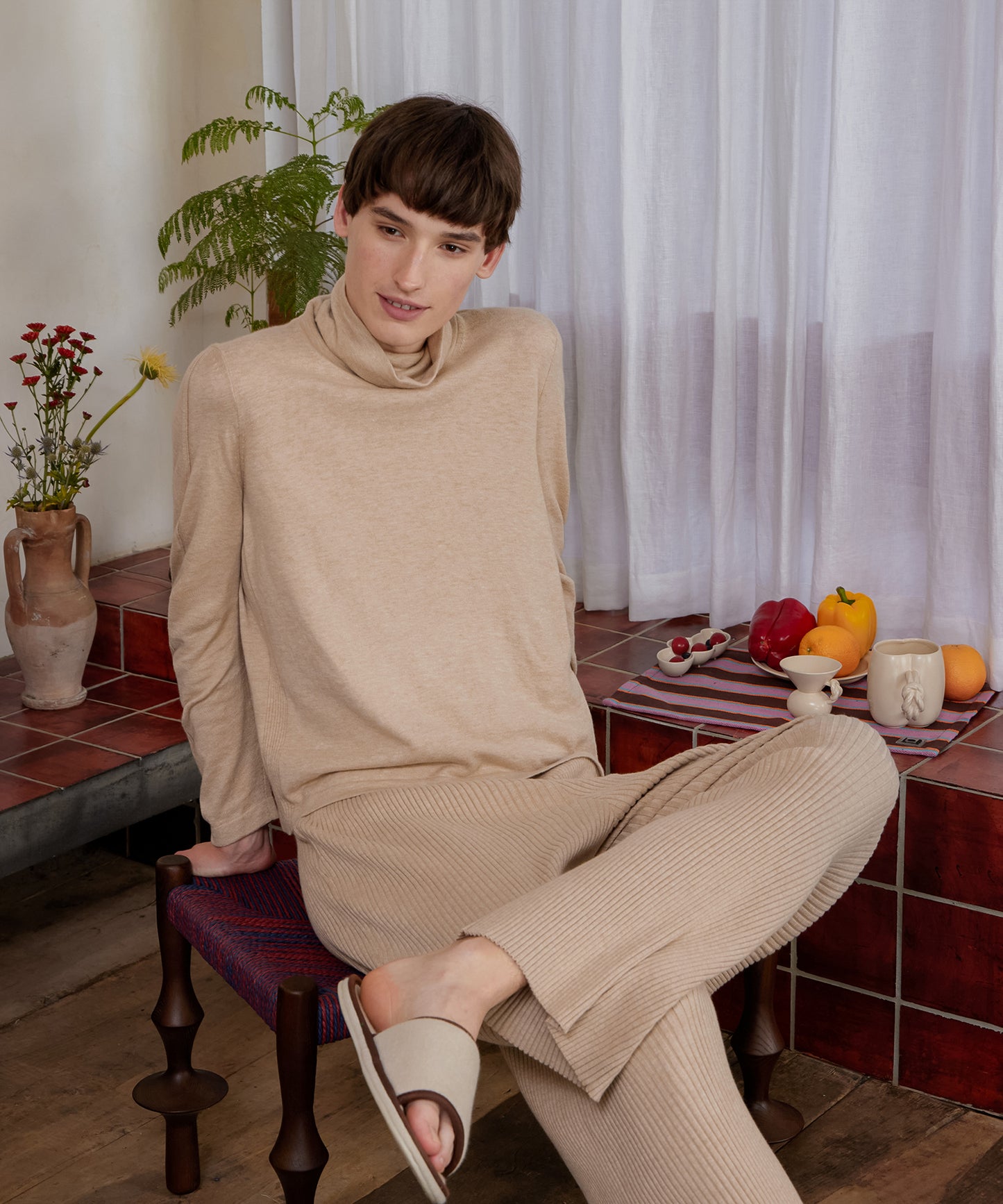 HOME Lightweight High-neck Sweater