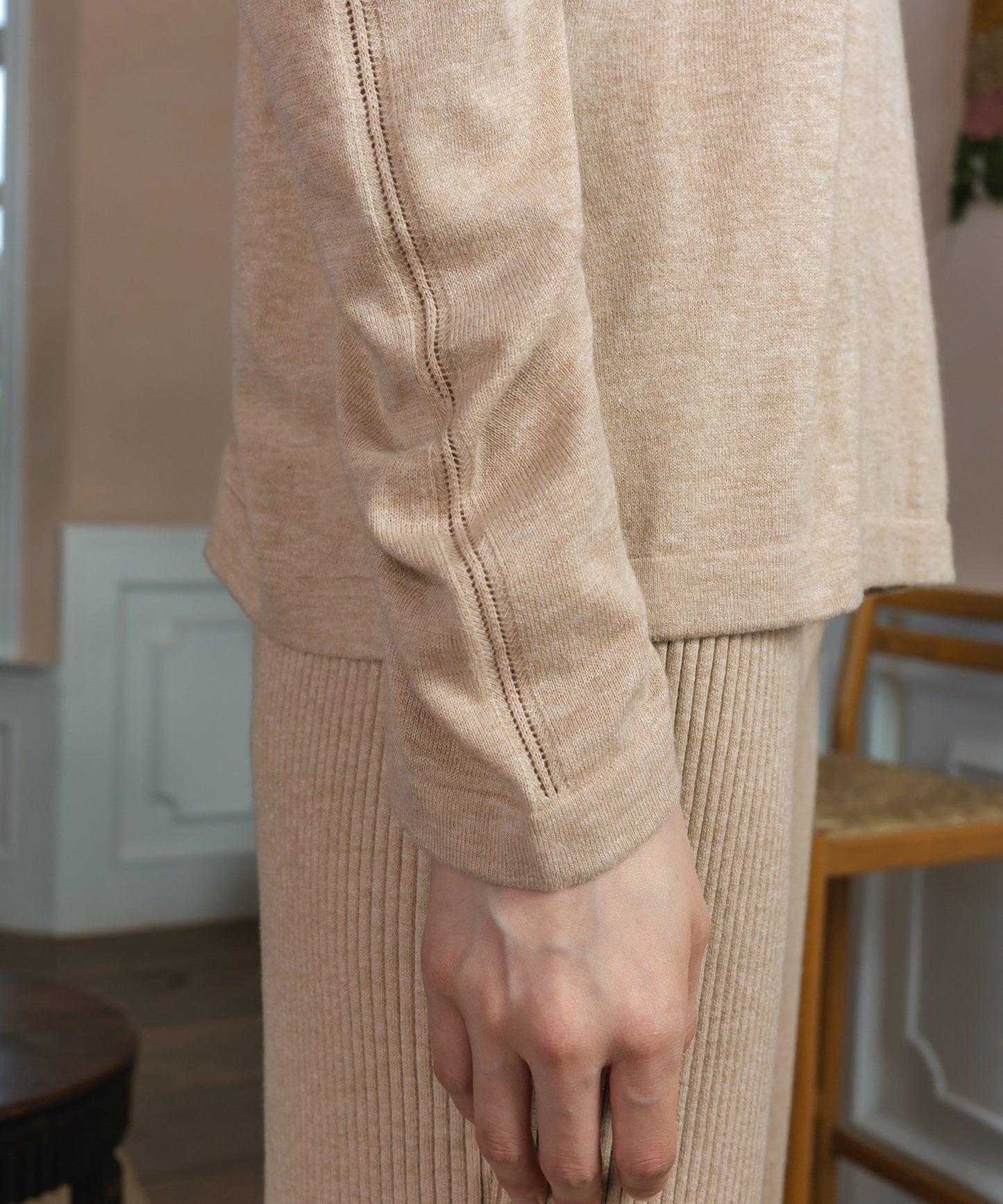 HOME Lightweight High-neck Sweater