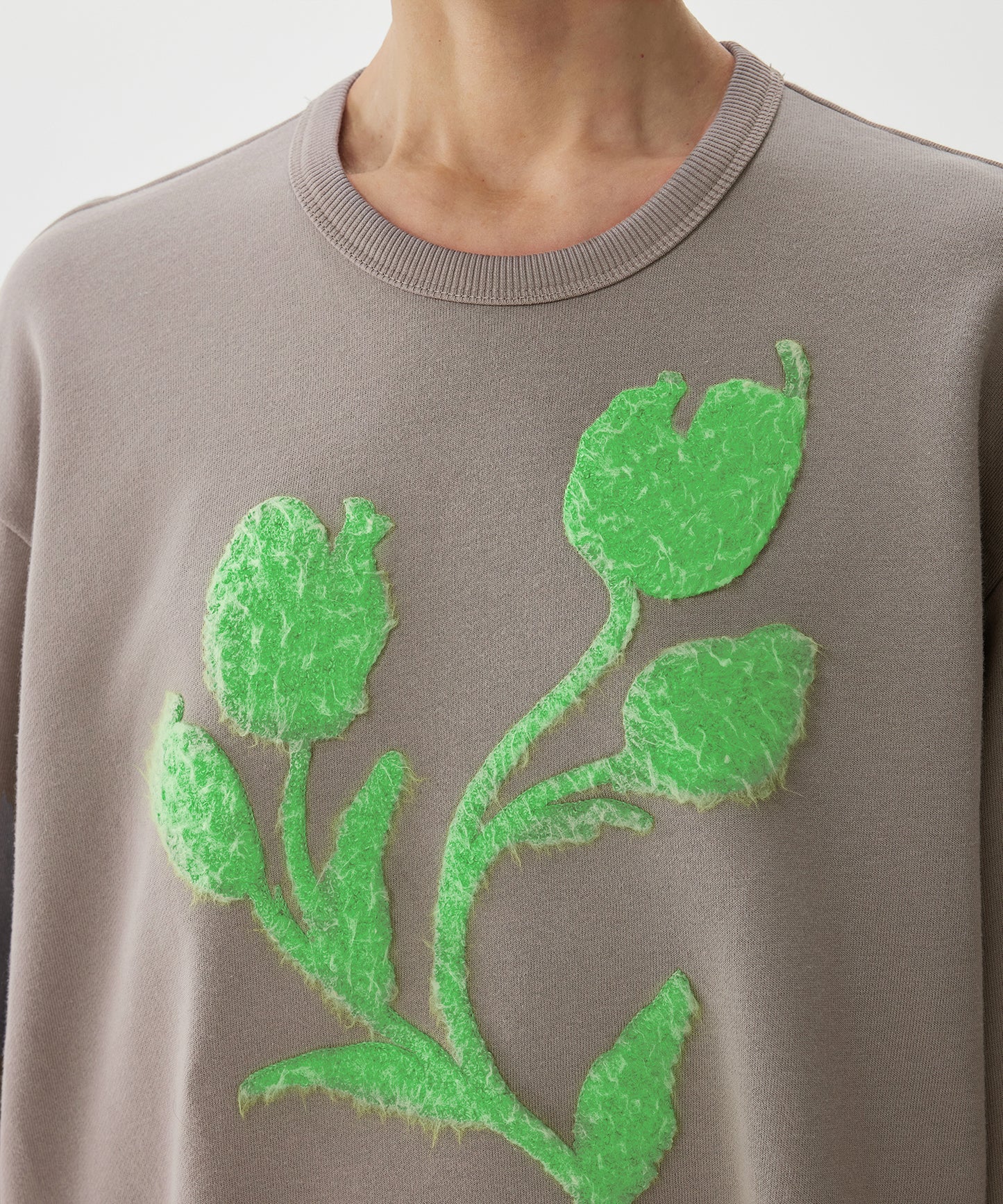 3D Floral Sweatshirt