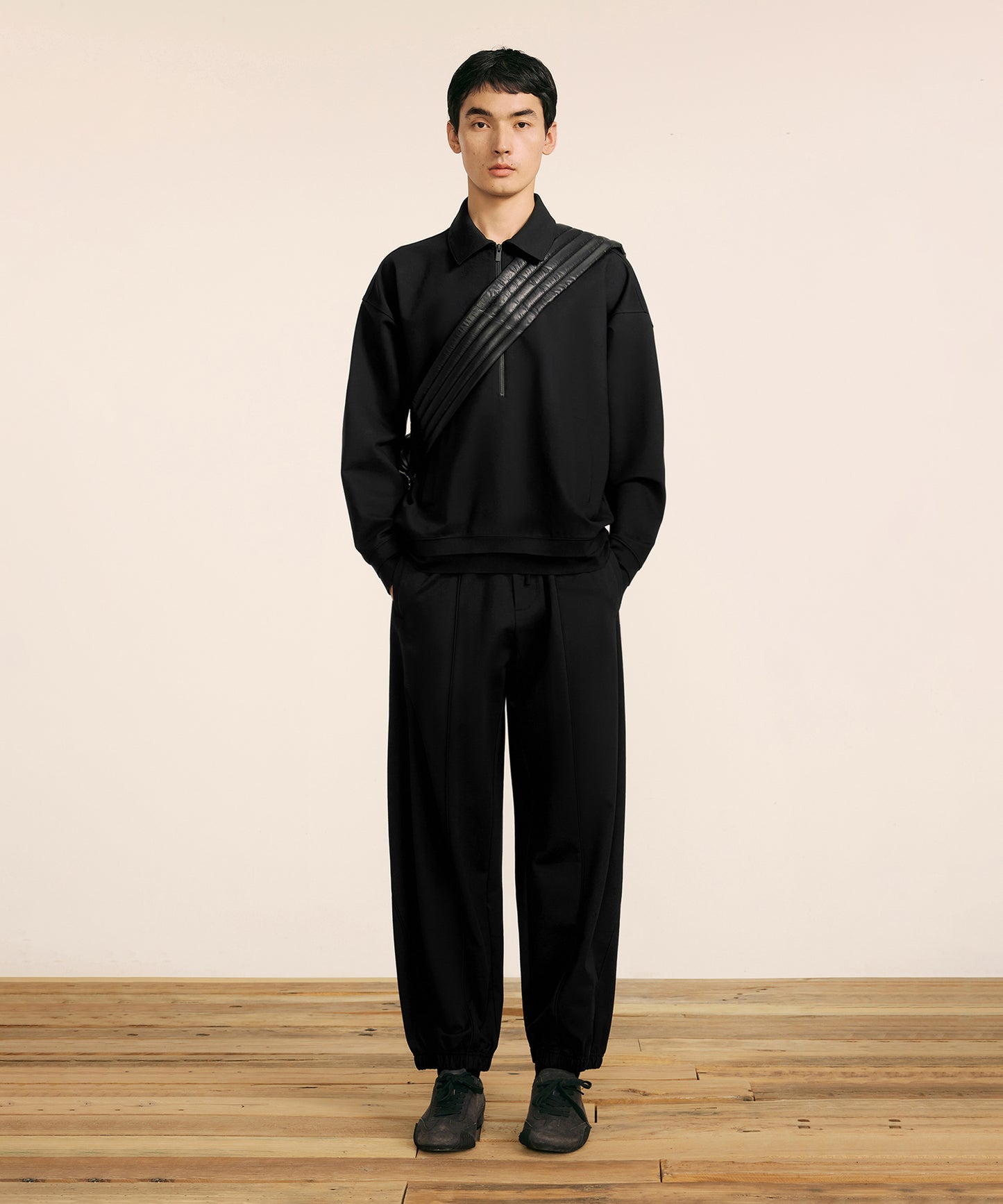 [CROQUIS] Boxy Half-zip Sweatshirt