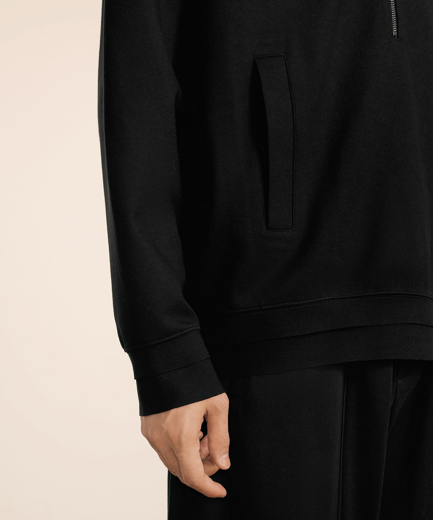 [CROQUIS] Boxy Half-zip Sweatshirt