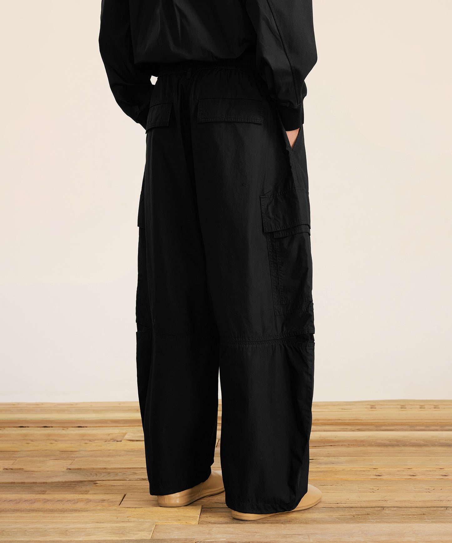 [CROQUIS] Wide-leg Parachute Trousers