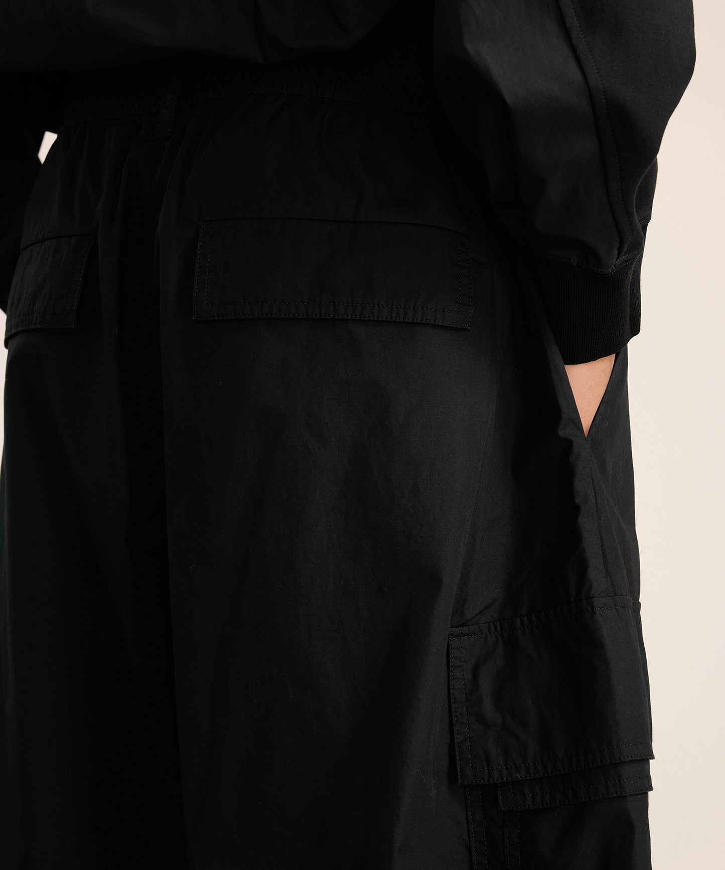 [CROQUIS] Wide-leg Parachute Trousers