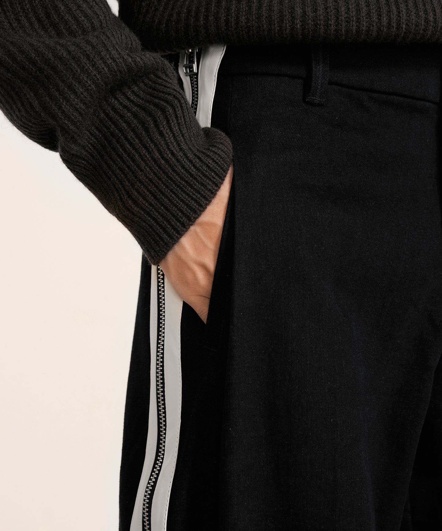 [CROQUIS] Convertible Zip Denim Trousers