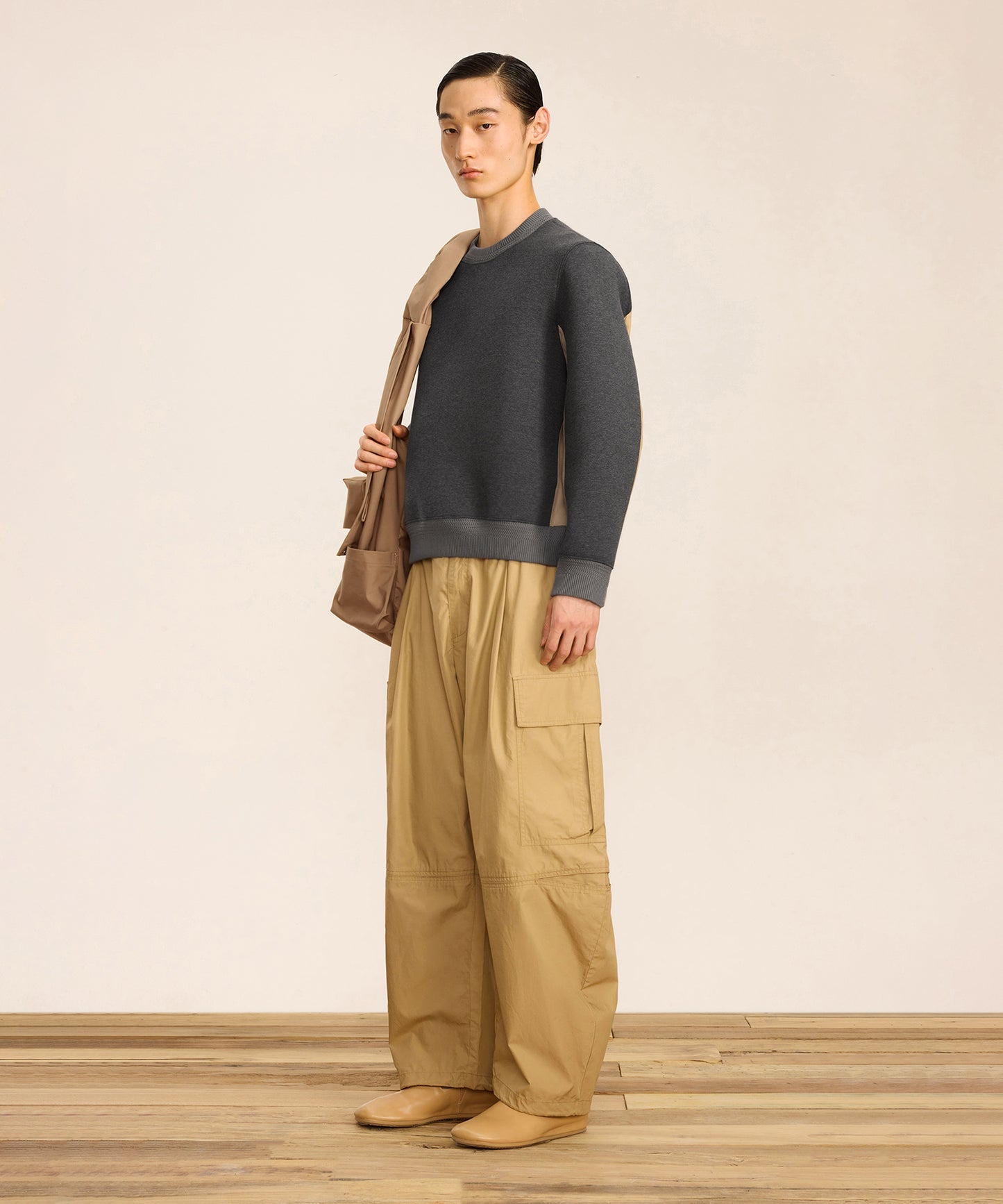 [CROQUIS] Multi-pocket Shoulder Bag