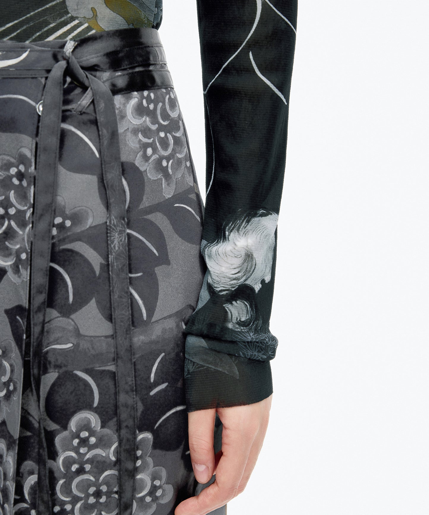 Oriental Print Second-Skin Top