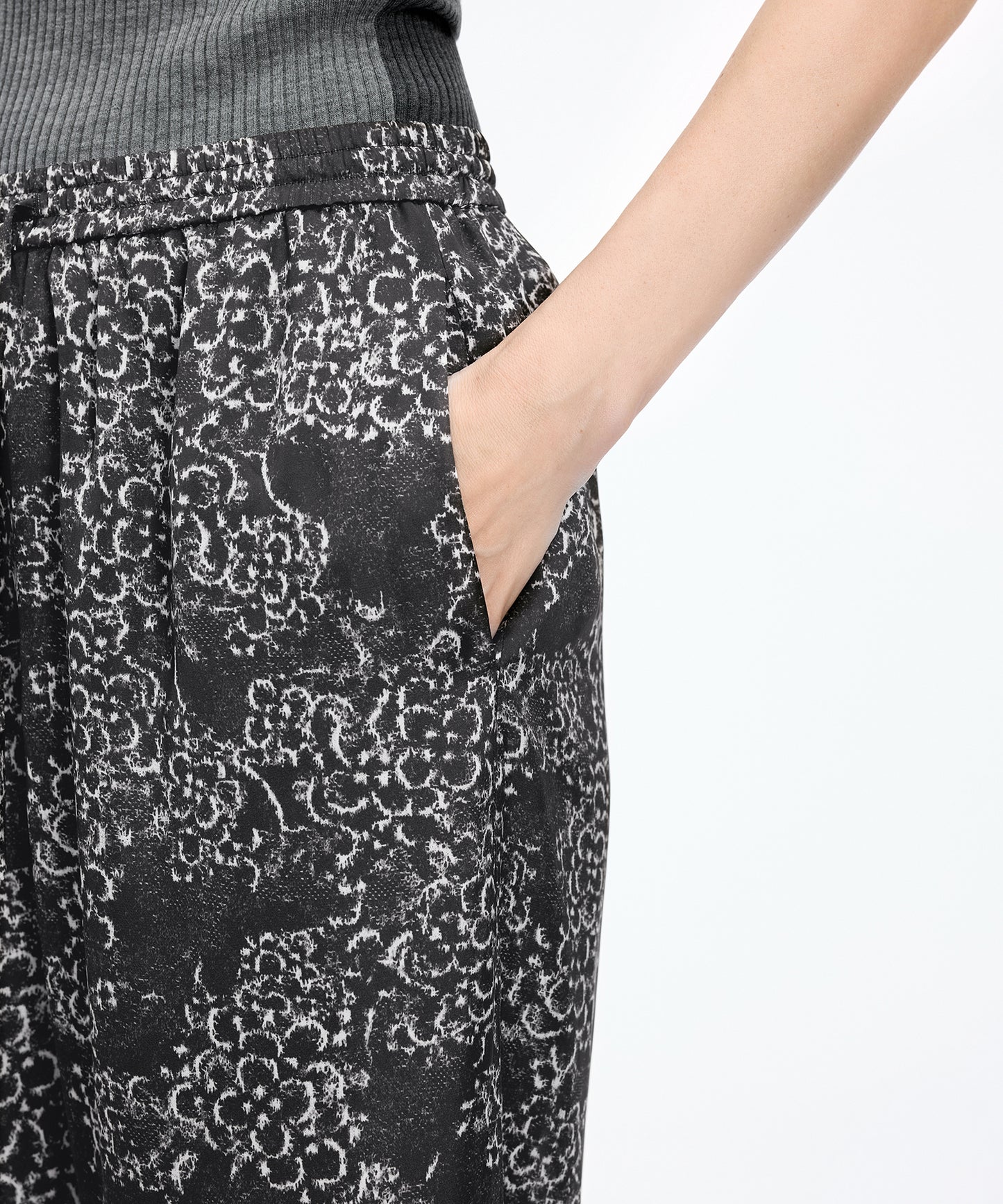 Osmanthus Bloom Satin Trousers