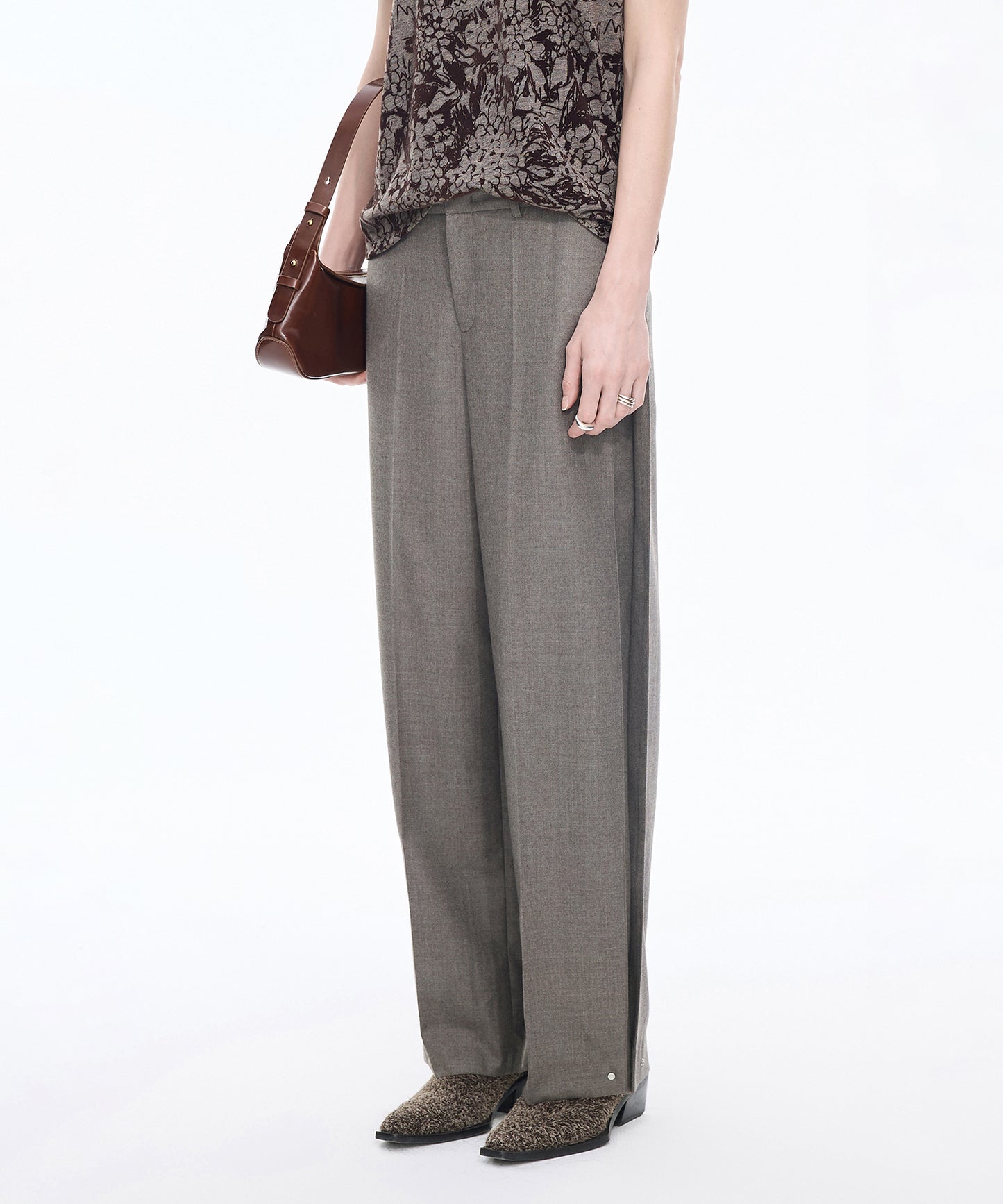 Tapered Snap Wool Trousers