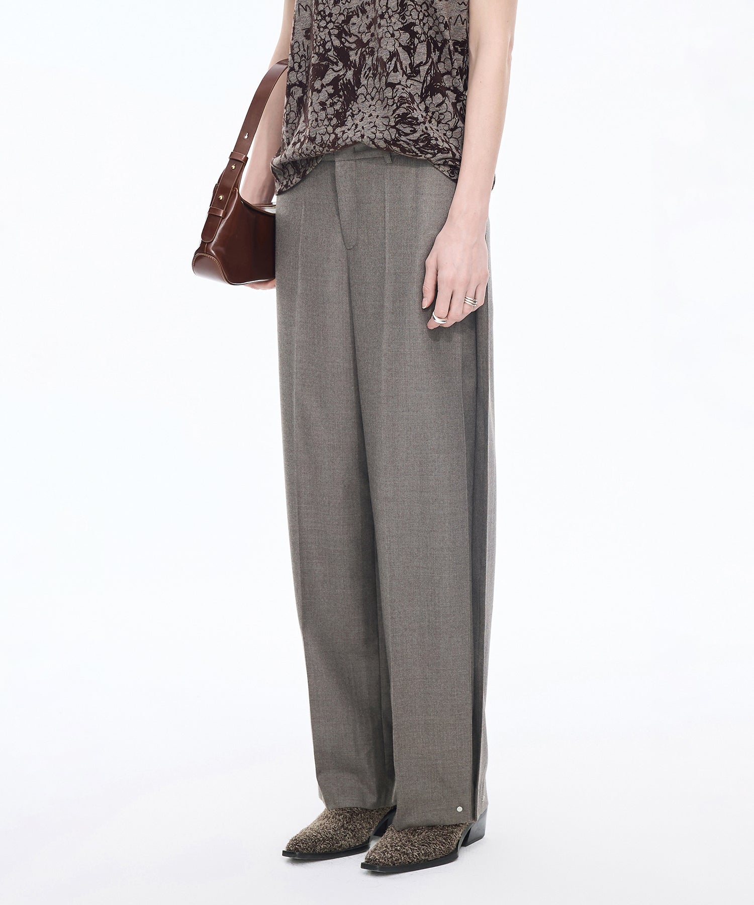 Tapered Snap Wool Trousers