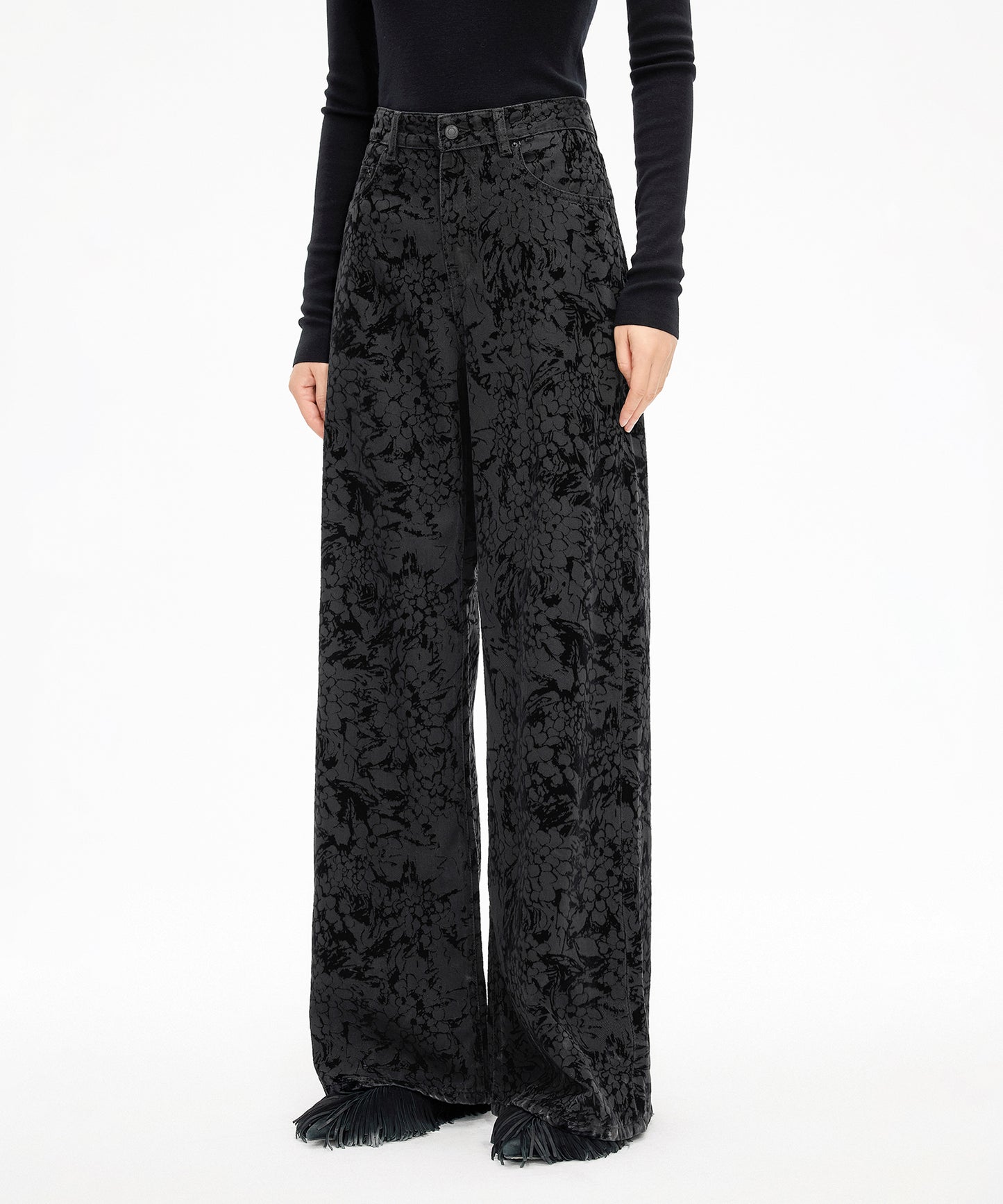 Hydrangea Flock Trace Denim