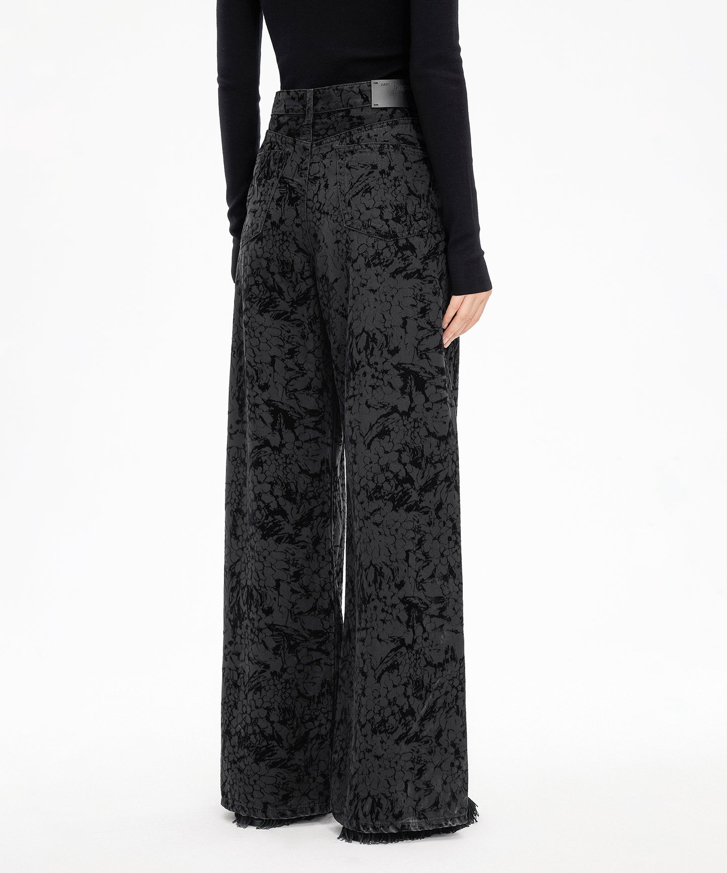 Hydrangea Flock Trace Denim