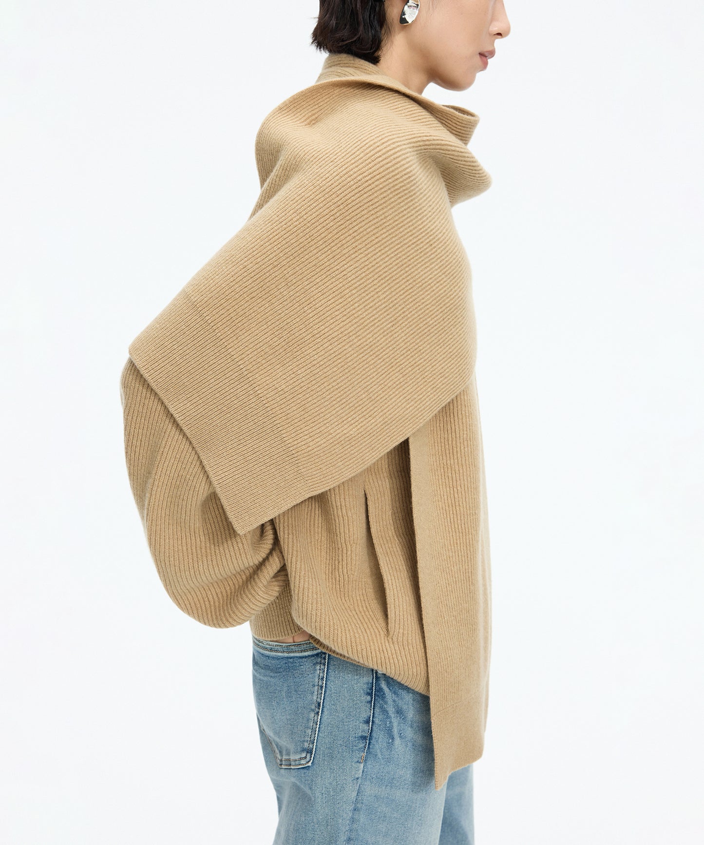 Scarf Design Knit Cardigan