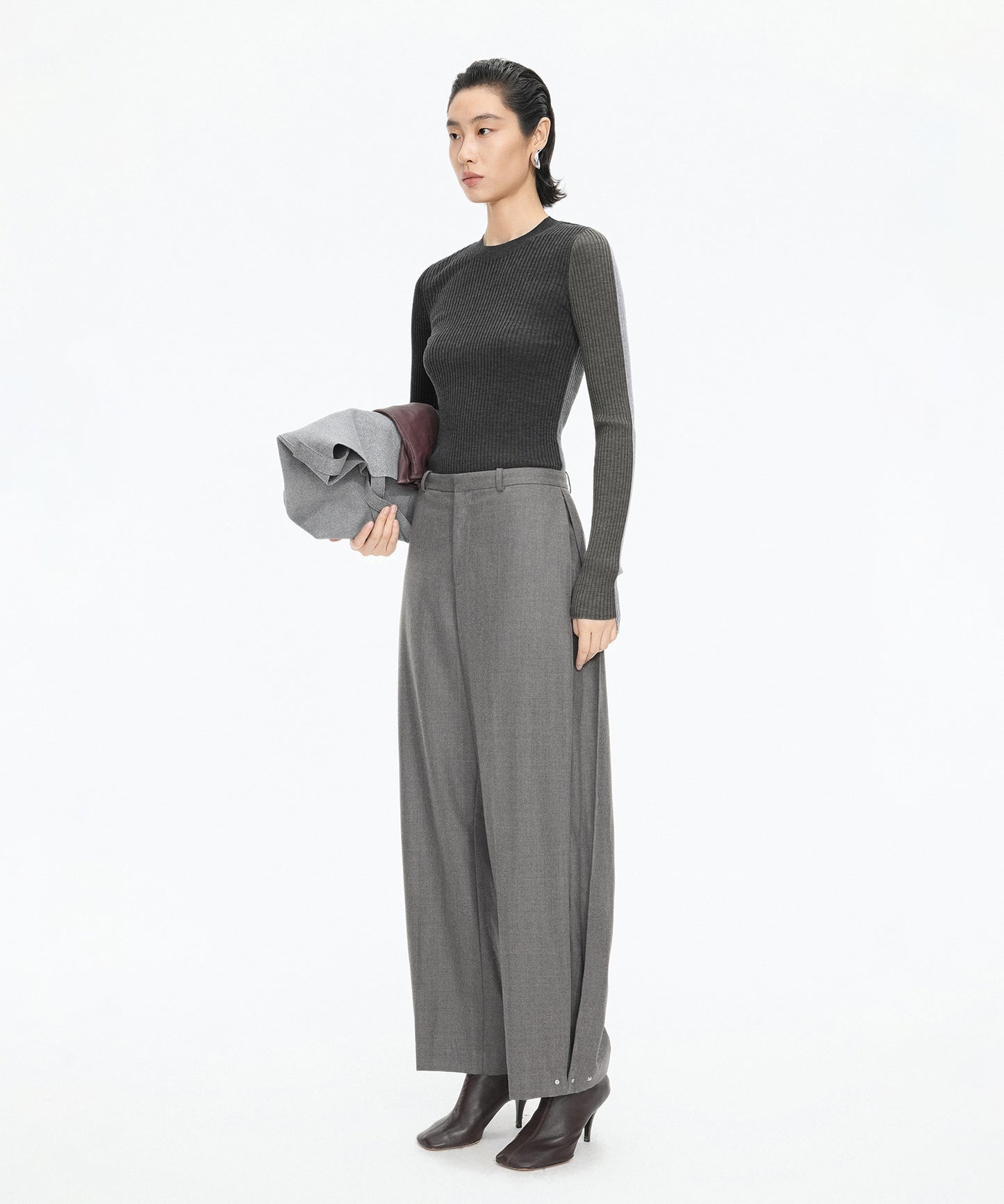 Color-block Knit Pullover