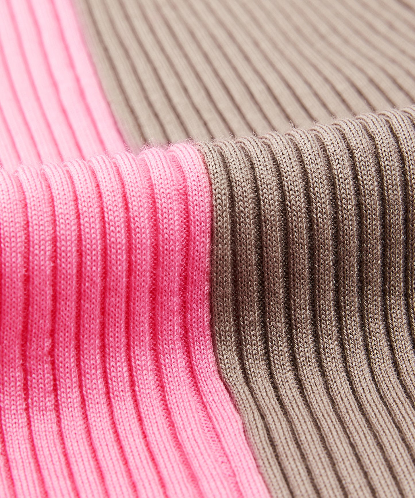 Color-block Knit Pullover