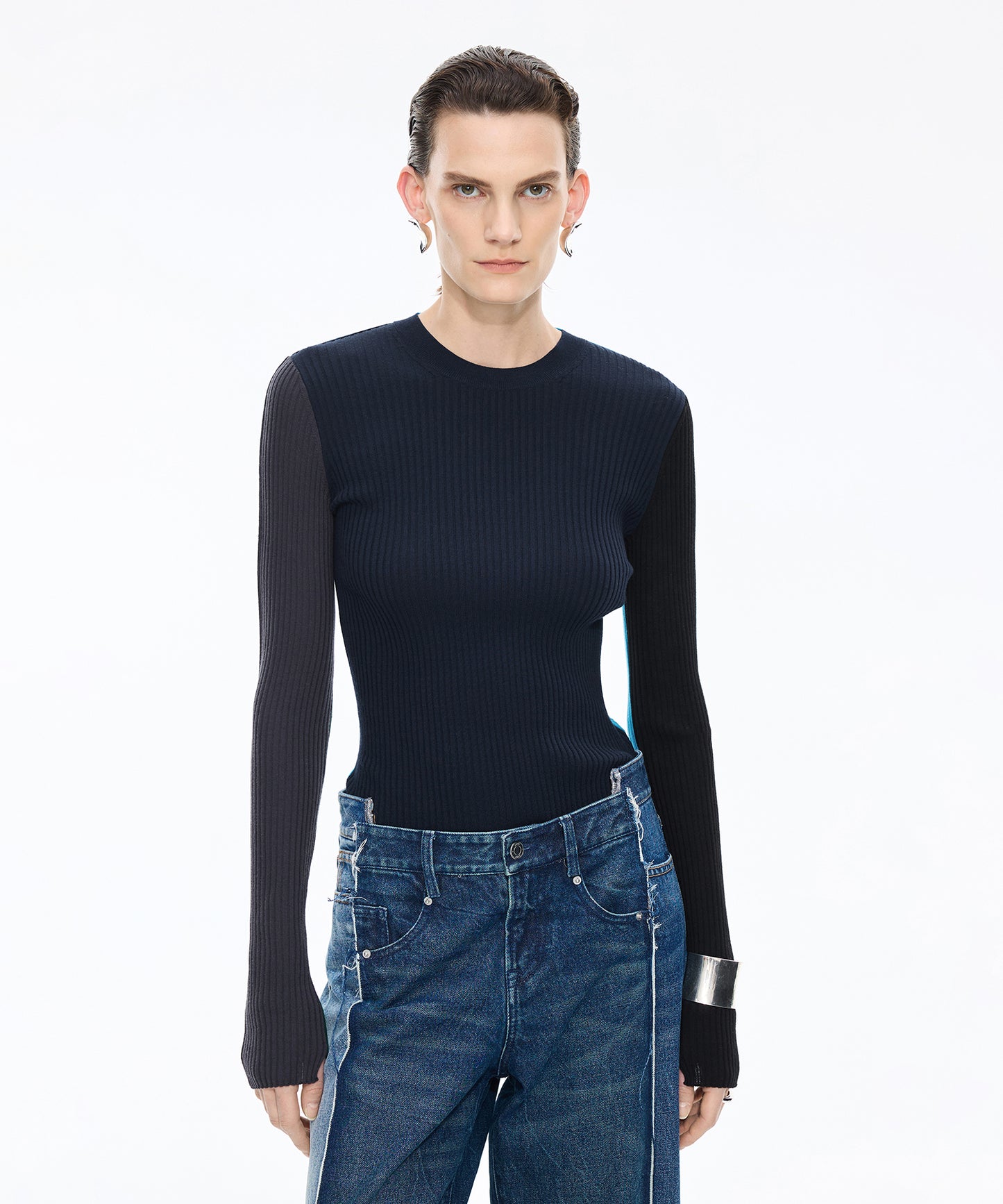 Color-block Knit Pullover