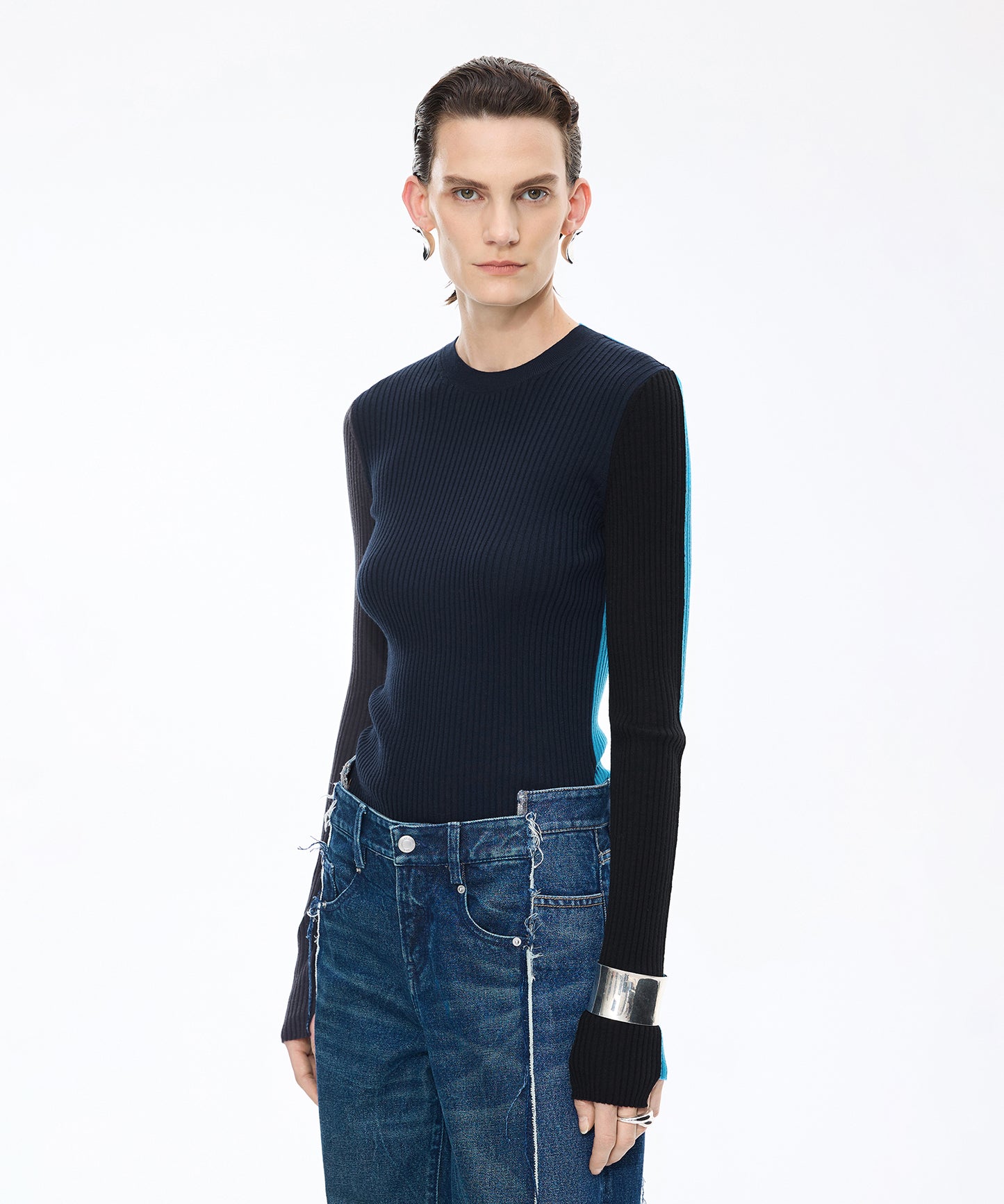 Color-block Knit Pullover