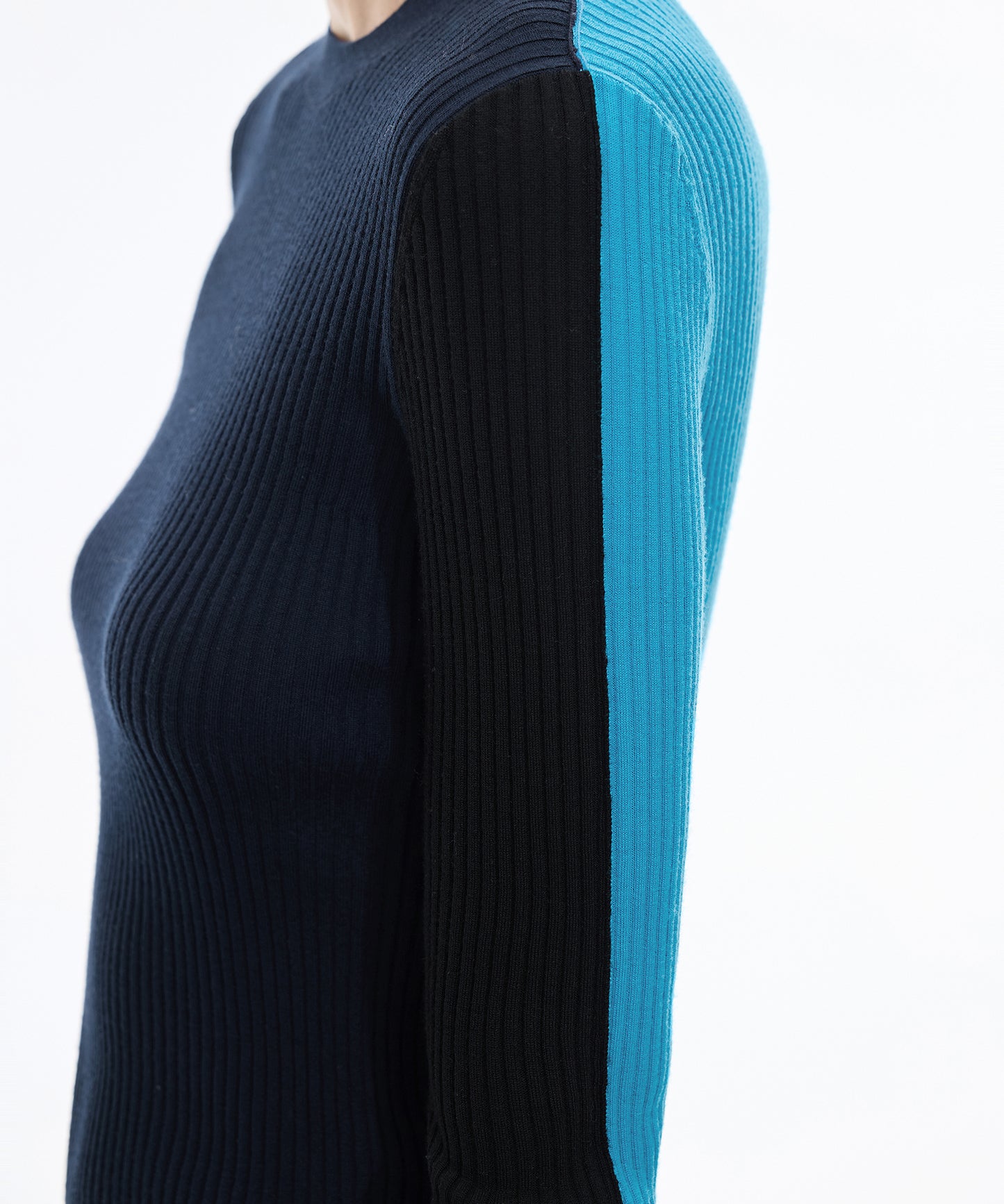 Color-block Knit Pullover